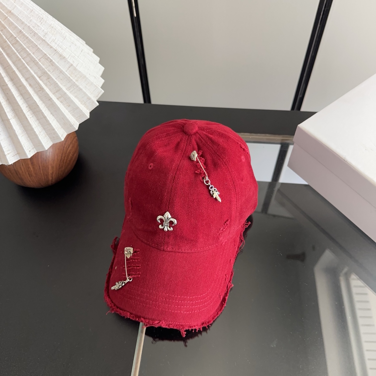 Chrome Hearts 克罗心💓早春韩版时尚复古做旧破洞帽子磨损设计百搭棒球帽鸭舌帽