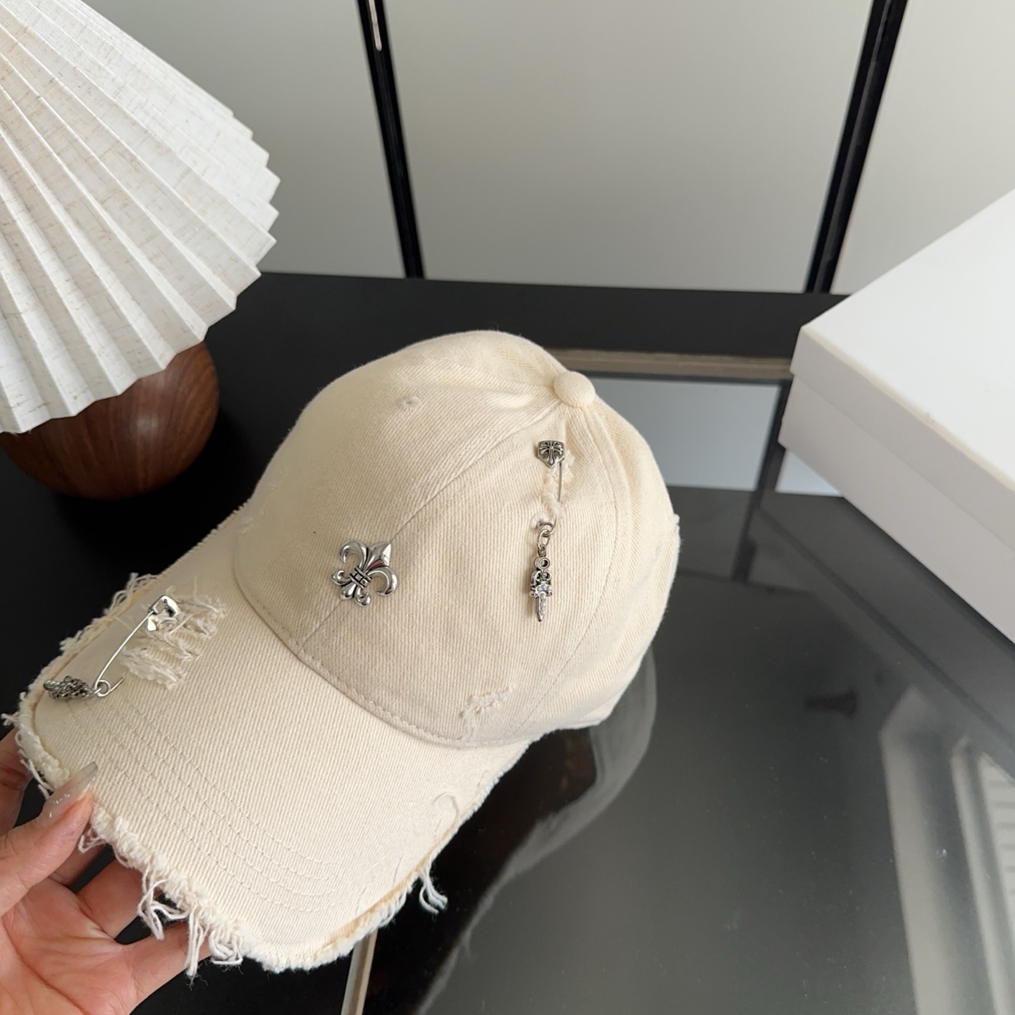 Chrome Hearts 克罗心💓早春韩版时尚复古做旧破洞帽子磨损设计百搭棒球帽鸭舌帽