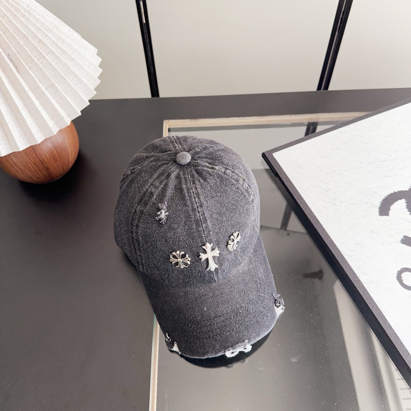Chrome Hearts 克罗心💓早春韩版时尚复古做旧破洞帽子磨损设计百搭棒球帽鸭舌帽
