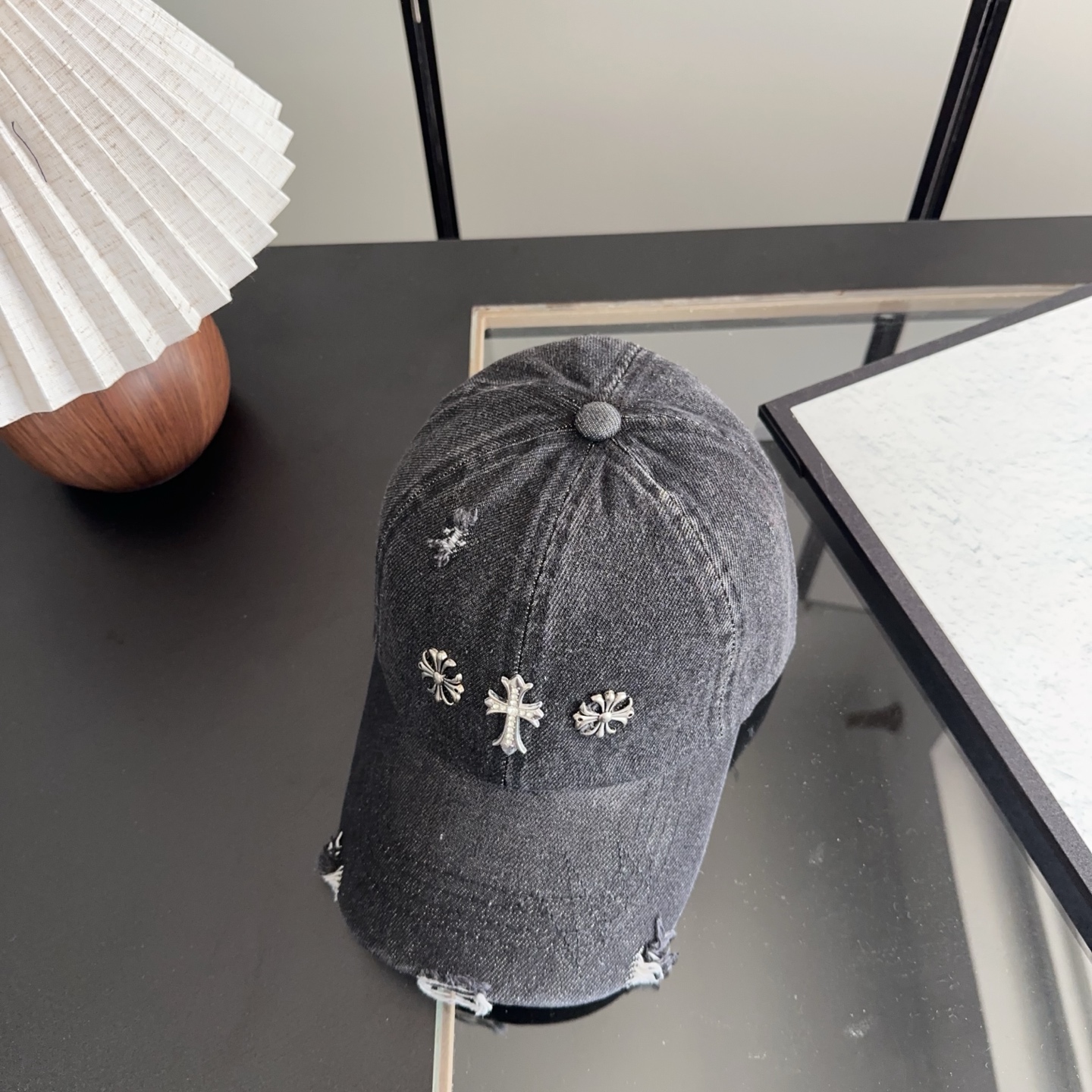 Chrome Hearts 克罗心💓早春韩版时尚复古做旧破洞帽子磨损设计百搭棒球帽鸭舌帽