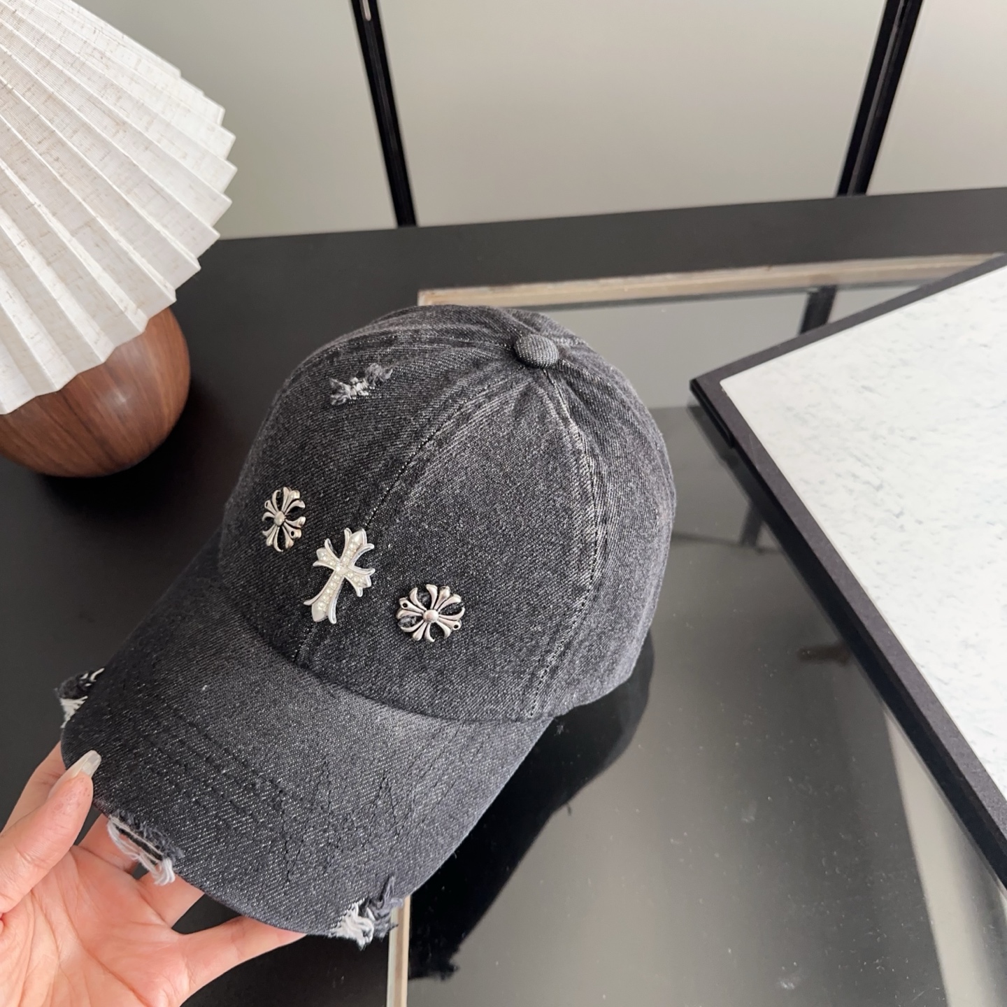 Chrome Hearts 克罗心💓早春韩版时尚复古做旧破洞帽子磨损设计百搭棒球帽鸭舌帽