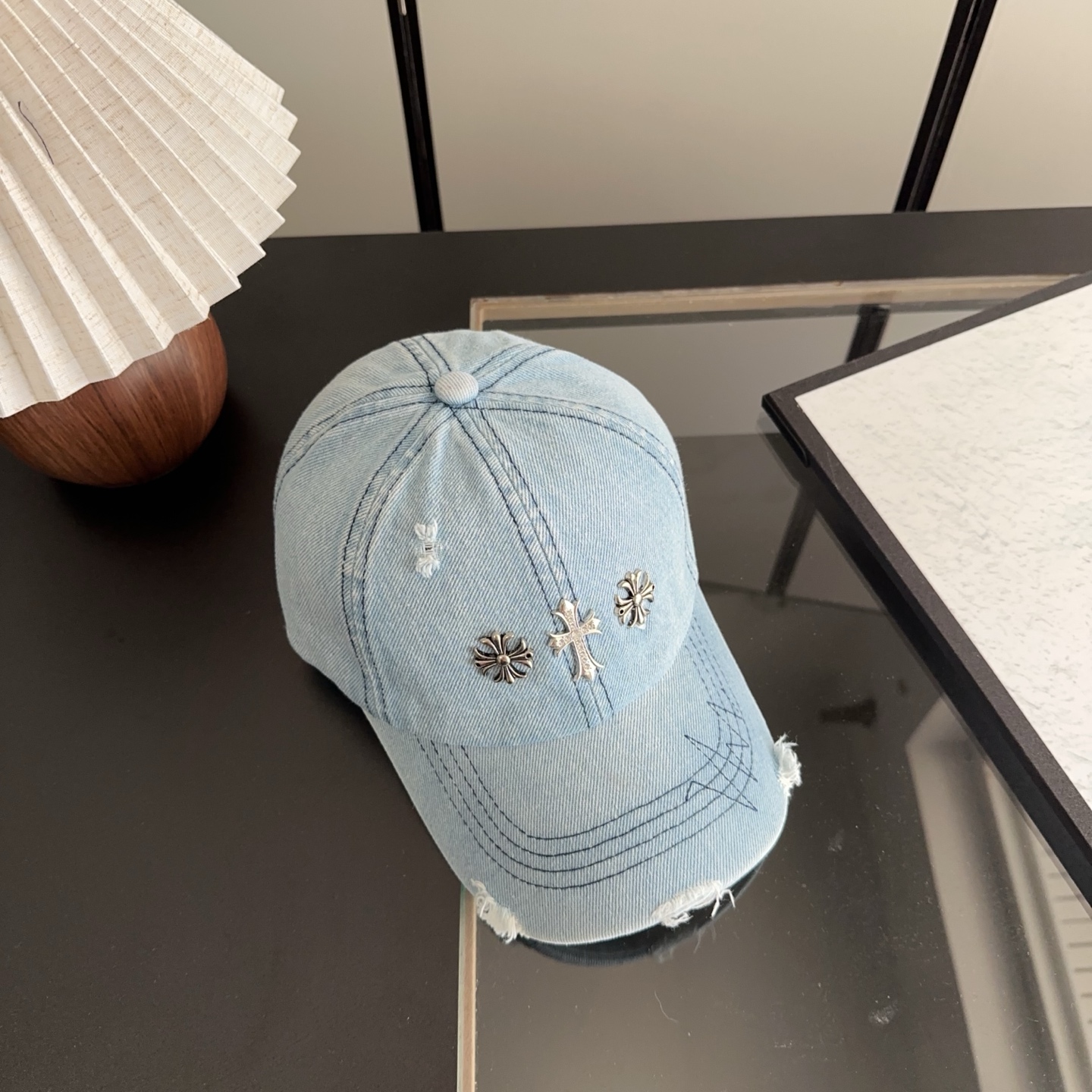 Chrome Hearts 克罗心💓早春韩版时尚复古做旧破洞帽子磨损设计百搭棒球帽鸭舌帽