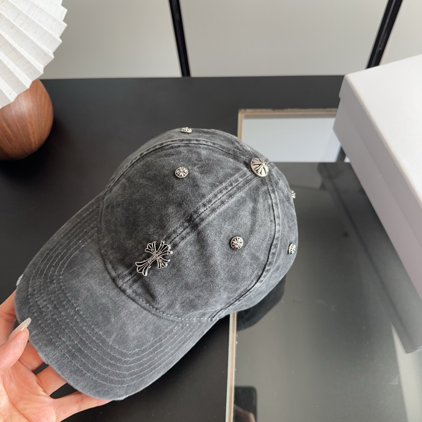 Chrome Hearts 克罗心💓早春韩版时尚复古做旧破洞帽子磨损设计百搭棒球帽鸭舌帽