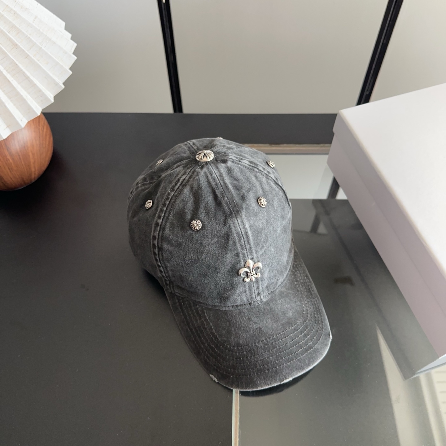 Chrome Hearts 克罗心💓早春韩版时尚复古做旧破洞帽子磨损设计百搭棒球帽鸭舌帽