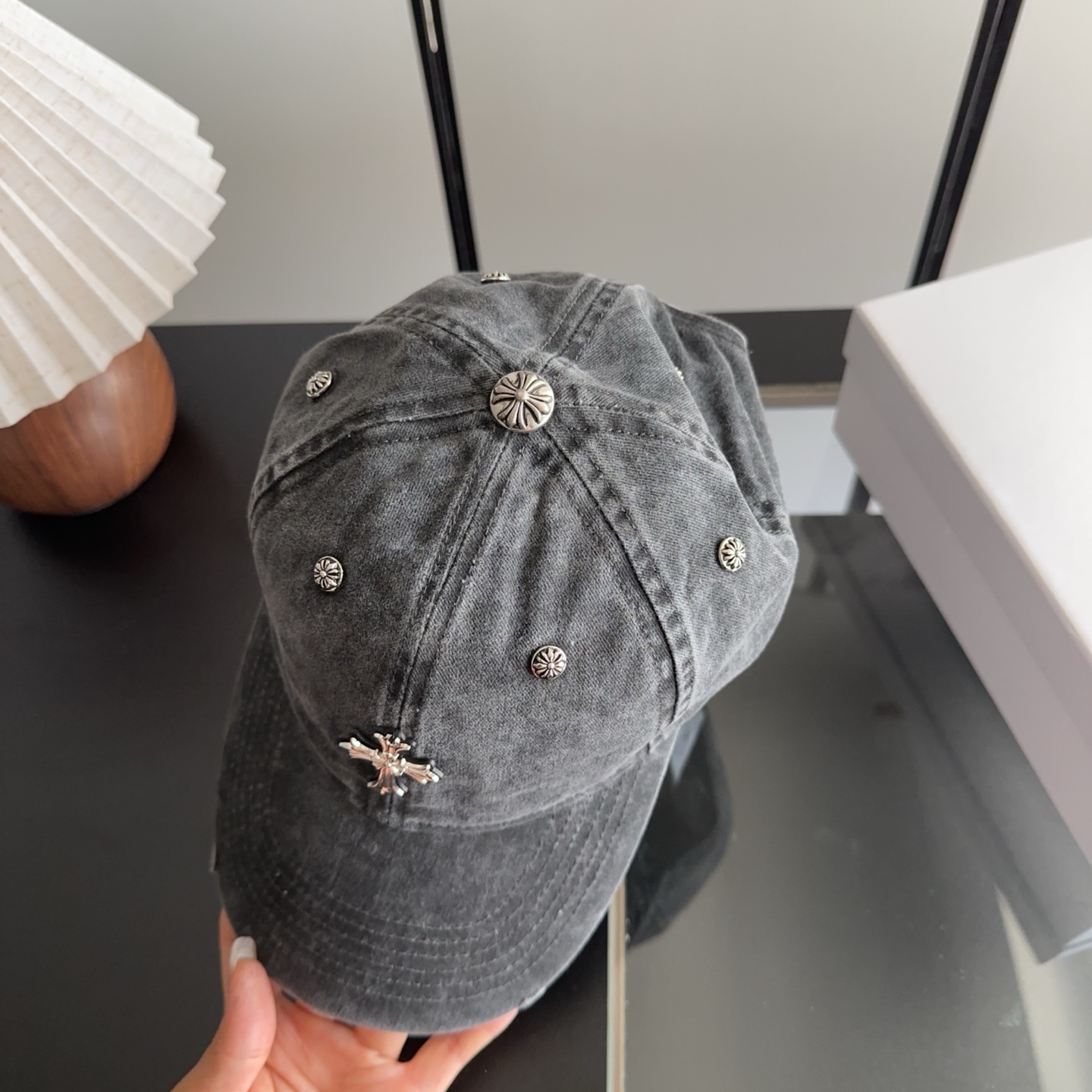 Chrome Hearts 克罗心💓早春韩版时尚复古做旧破洞帽子磨损设计百搭棒球帽鸭舌帽