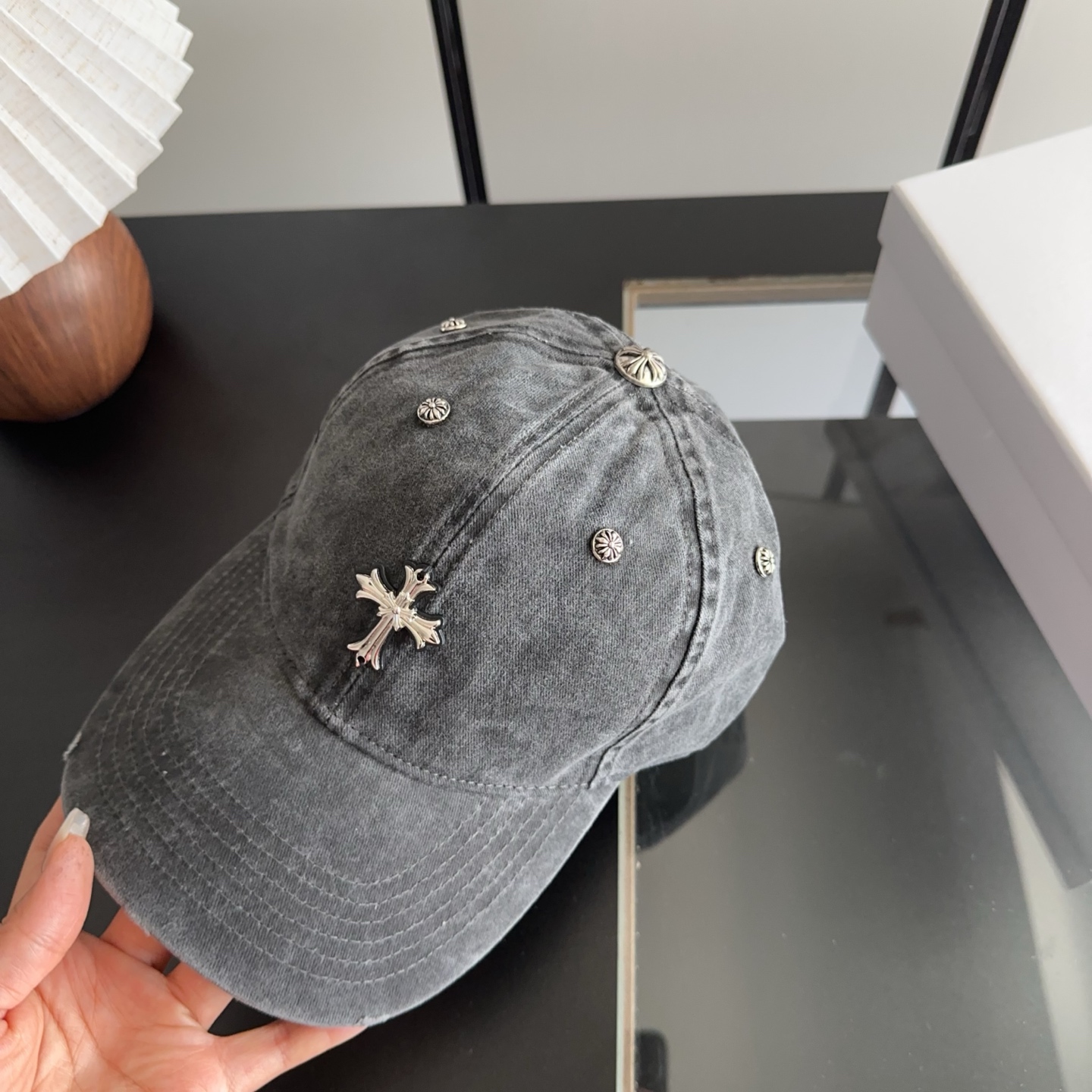 Chrome Hearts 克罗心💓早春韩版时尚复古做旧破洞帽子磨损设计百搭棒球帽鸭舌帽