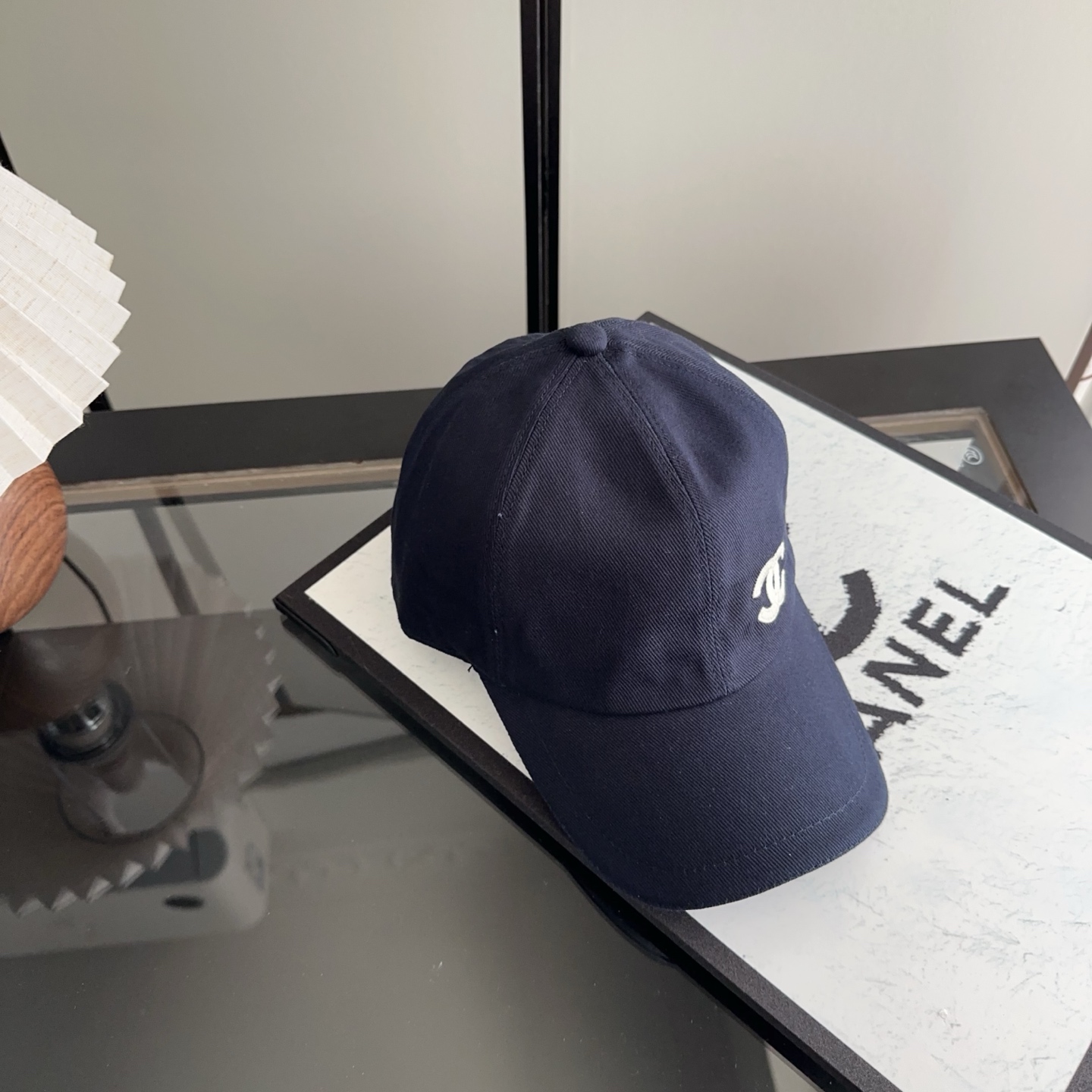 香奈儿新款经典休闲潮流款 上架简约棒球帽🧢日韩风格，随便搭配都超好看！出门旅游，绝对要入手的一款