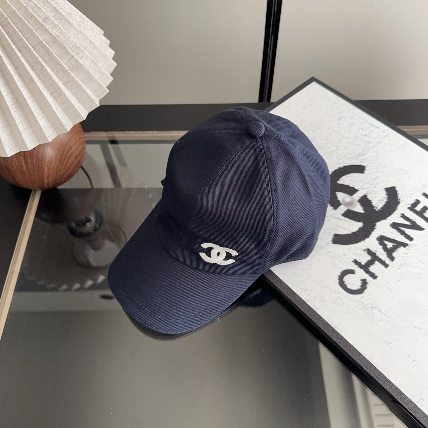 香奈儿新款经典休闲潮流款 上架简约棒球帽🧢日韩风格，随便搭配都超好看！出门旅游，绝对要入手的一款