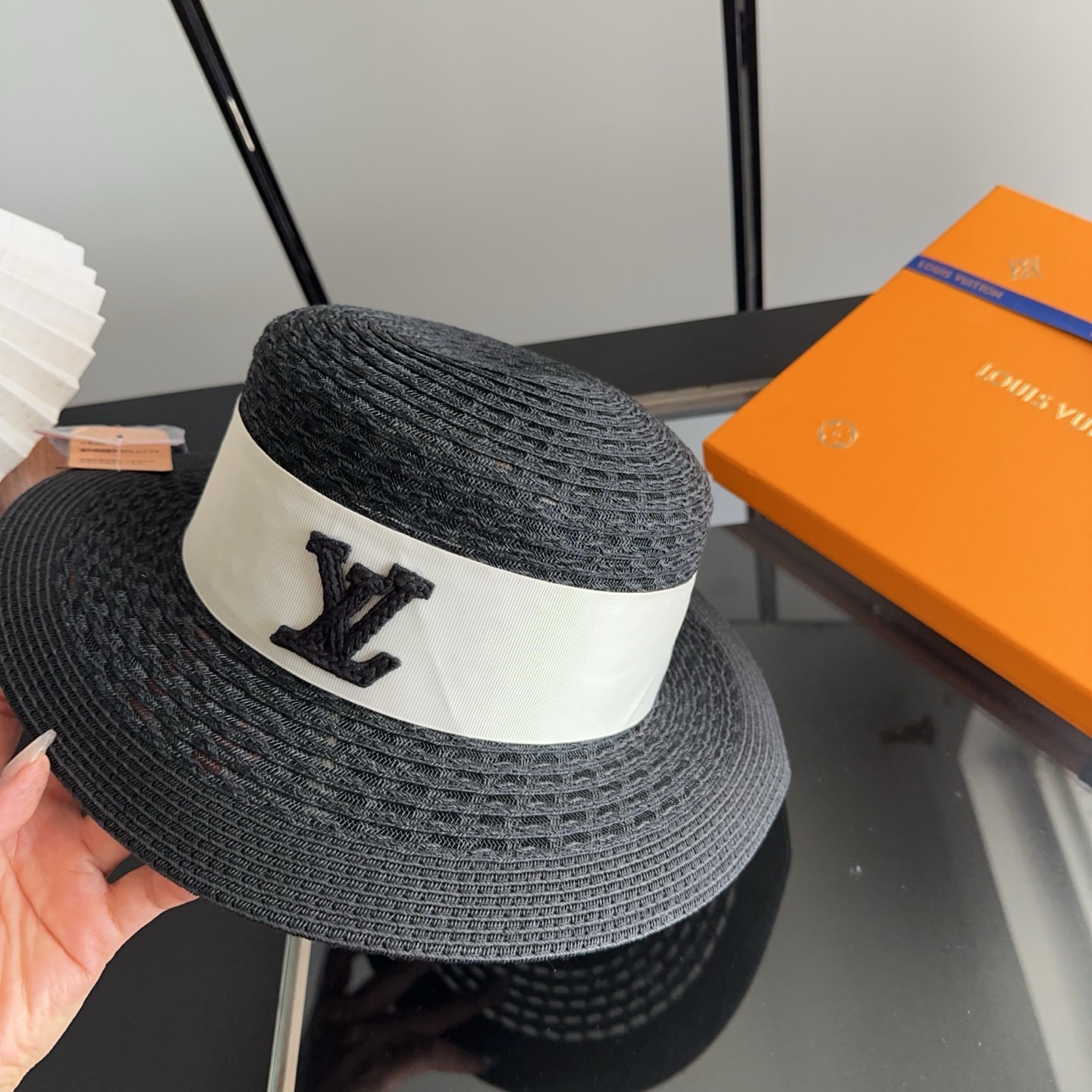 LV 草帽,无数时尚达人必备 细草编织，旅游出街佳选