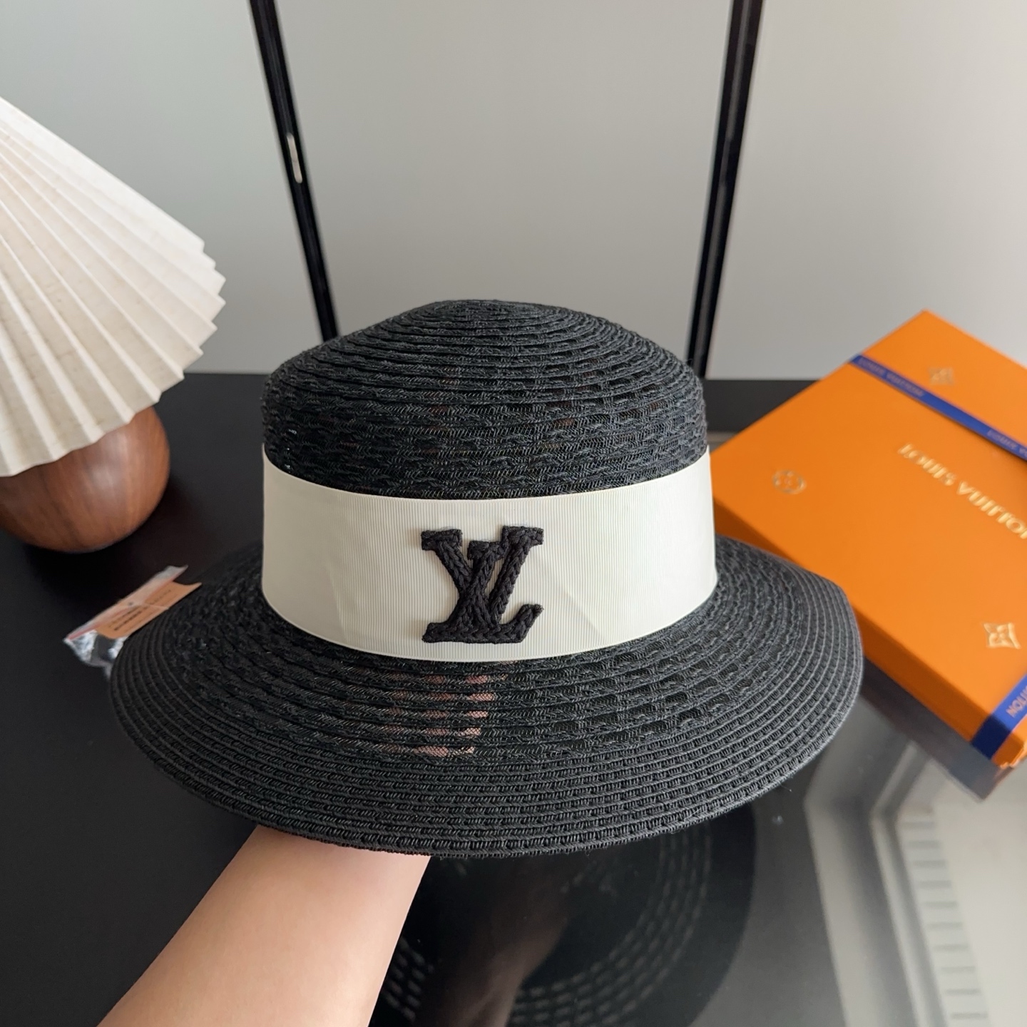LV 草帽,无数时尚达人必备 细草编织，旅游出街佳选