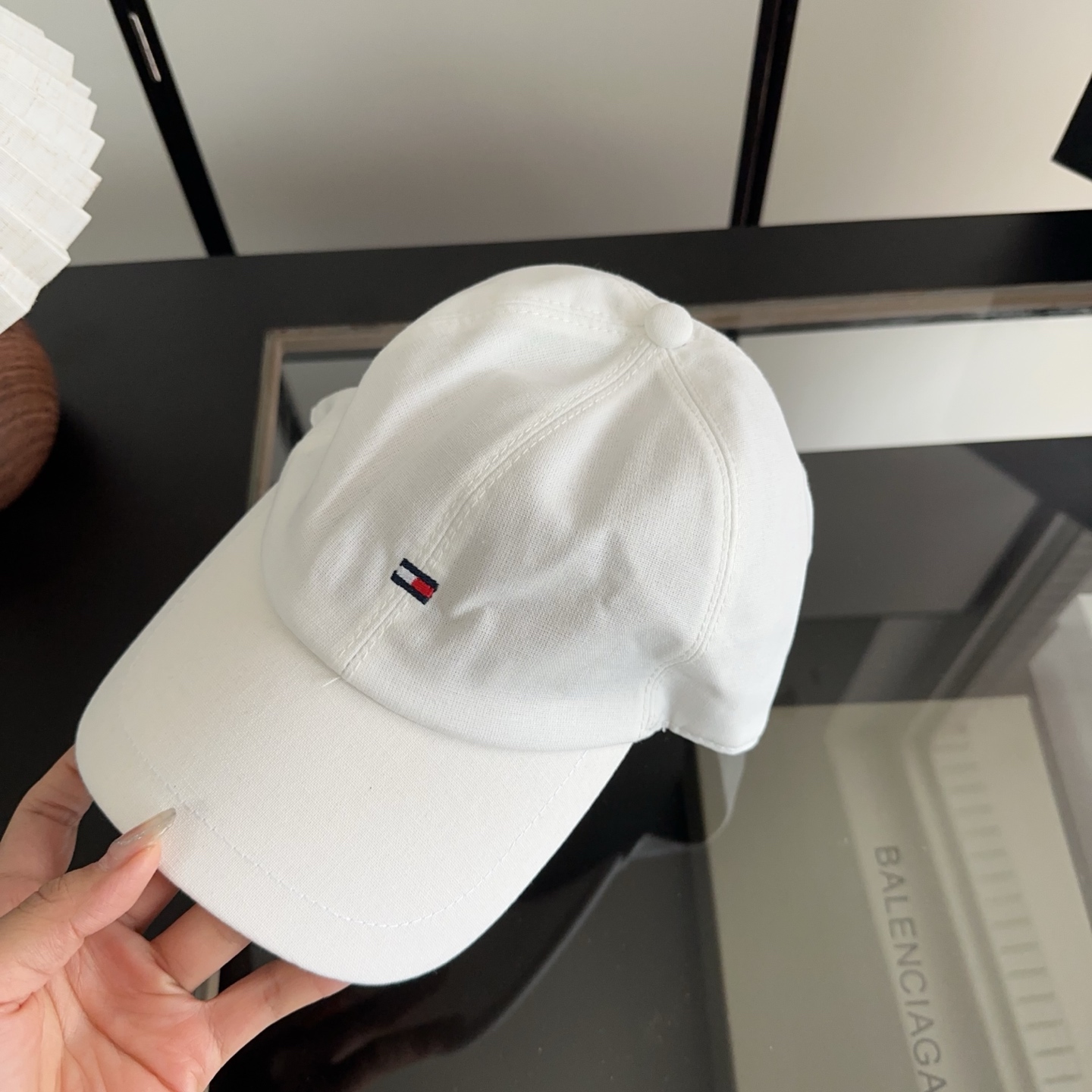 Tommy Hilfiger 麻料棒球帽，时尚鸭舌帽，精致小logo刺绣，版型正，细节满满，男女同款，户