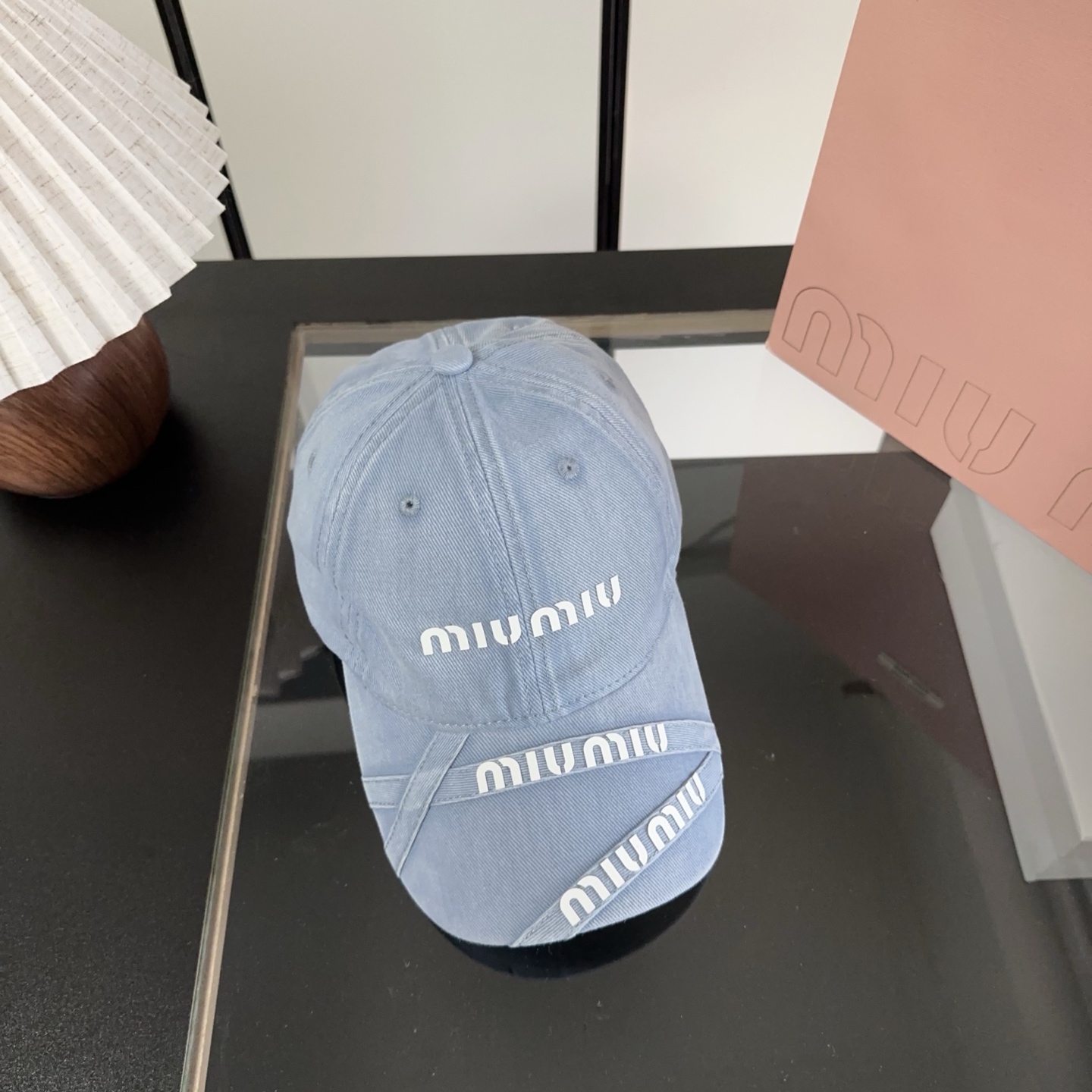 NO:824728,miumiu Miu Miu's new baseball cap, synchronized with big brands, super easy to match, now shipped!  hat straw hat bucket hat baseball cap, hat, miumiu, espadrilles, hats19860909miumiu 缪缪 新款棒球帽,大牌同步,超好搭配,出货！帽子草帽渔夫帽棒球帽,帽子,miumiu,espadrilles,hats,hat