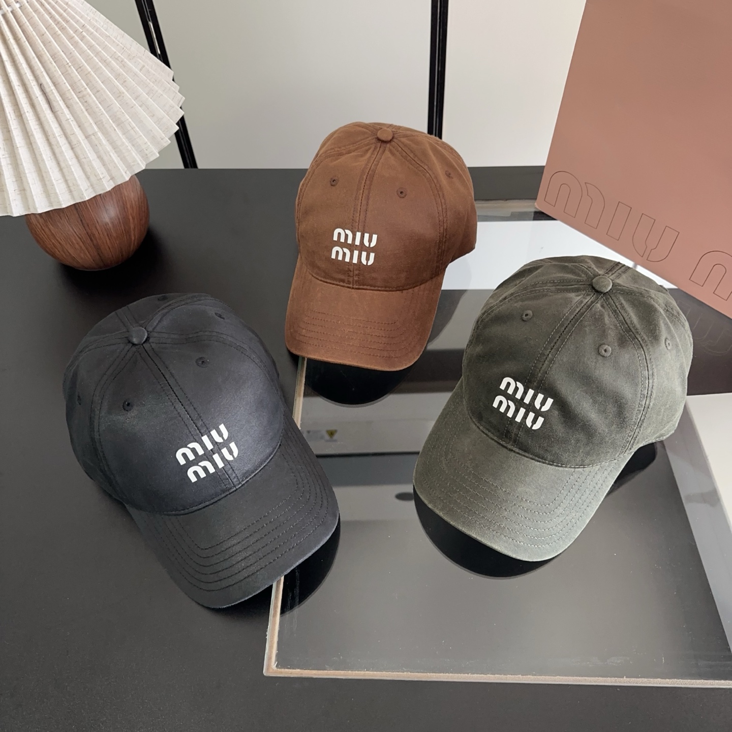 miumiu 缪缪 新款棒球帽，大牌同步，超好搭配，出货！