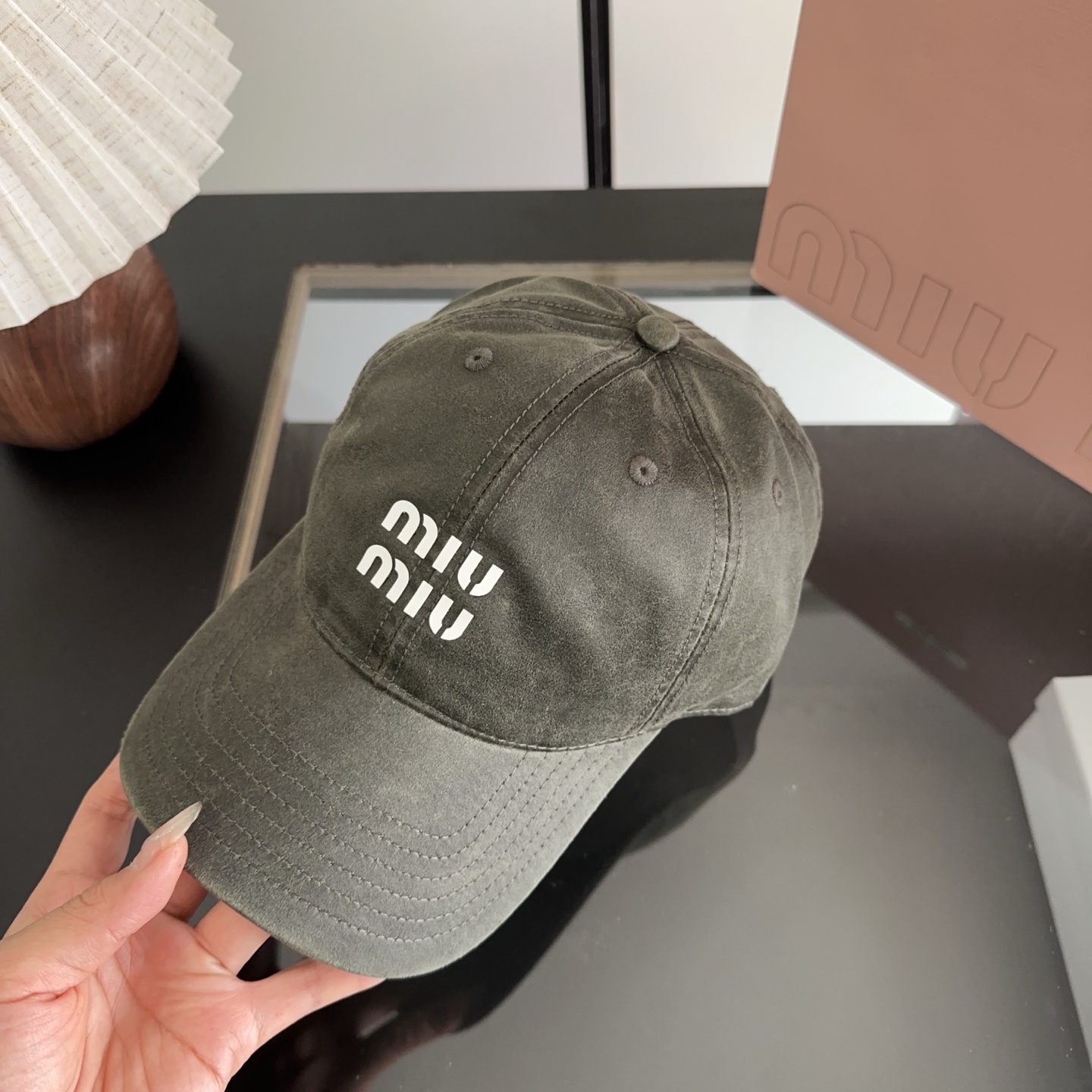 miumiu 缪缪 新款棒球帽，大牌同步，超好搭配，出货！