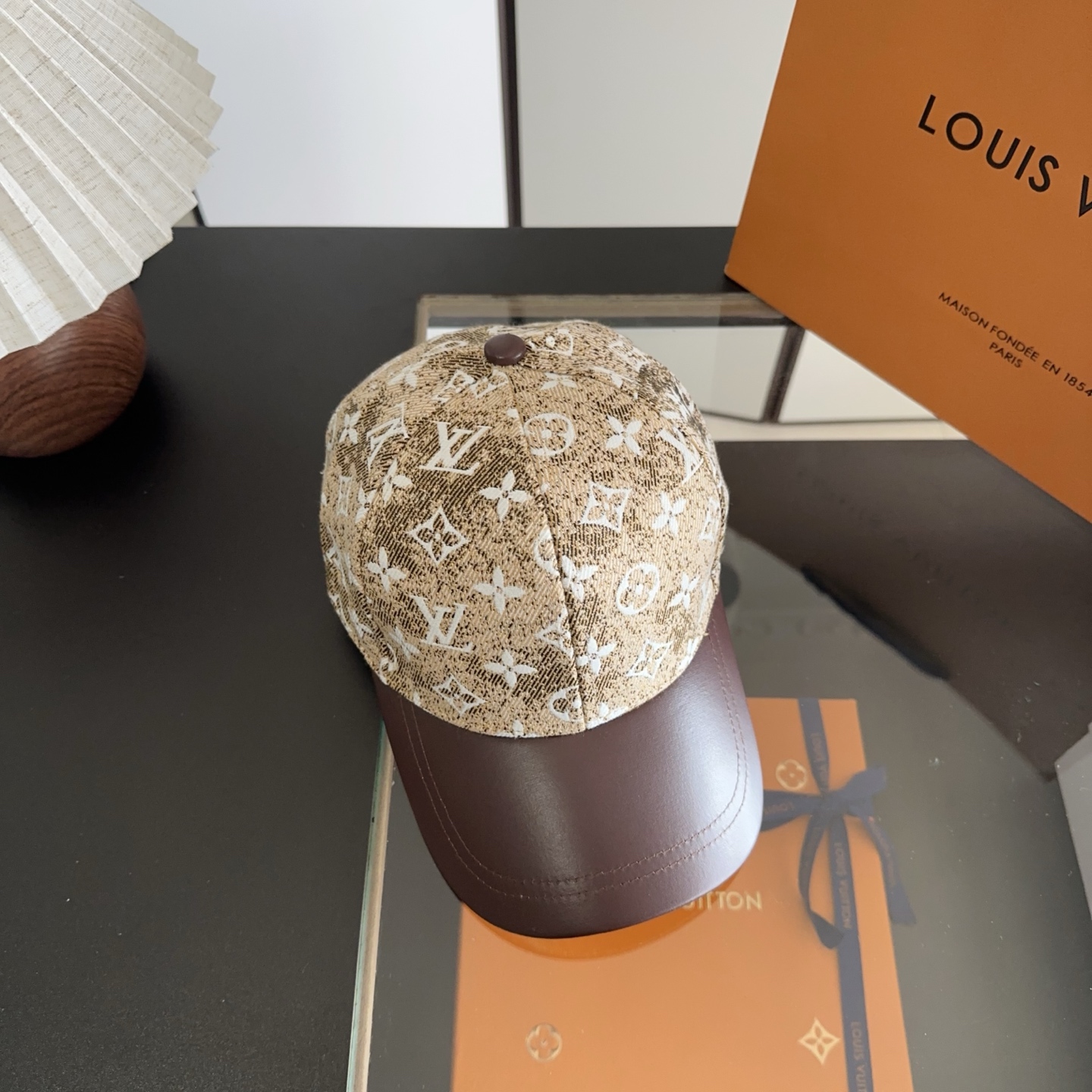 NO:867247,LV Louis Vuitton baseball cap, light and breathable. Perfect fit, exclusive physical shooting, suitable for men and women, straw hat, fisherman hat, baseball cap, hat, louis vuitton, louis vuitton, espadrilles, hats19860909LV路易威登棒球帽 轻盈透气.完美版型,独家实物拍摄,男女适用帽子草帽渔夫帽棒球帽,帽子,louis vuitton,louis vuitton,espadrilles,hats,hat