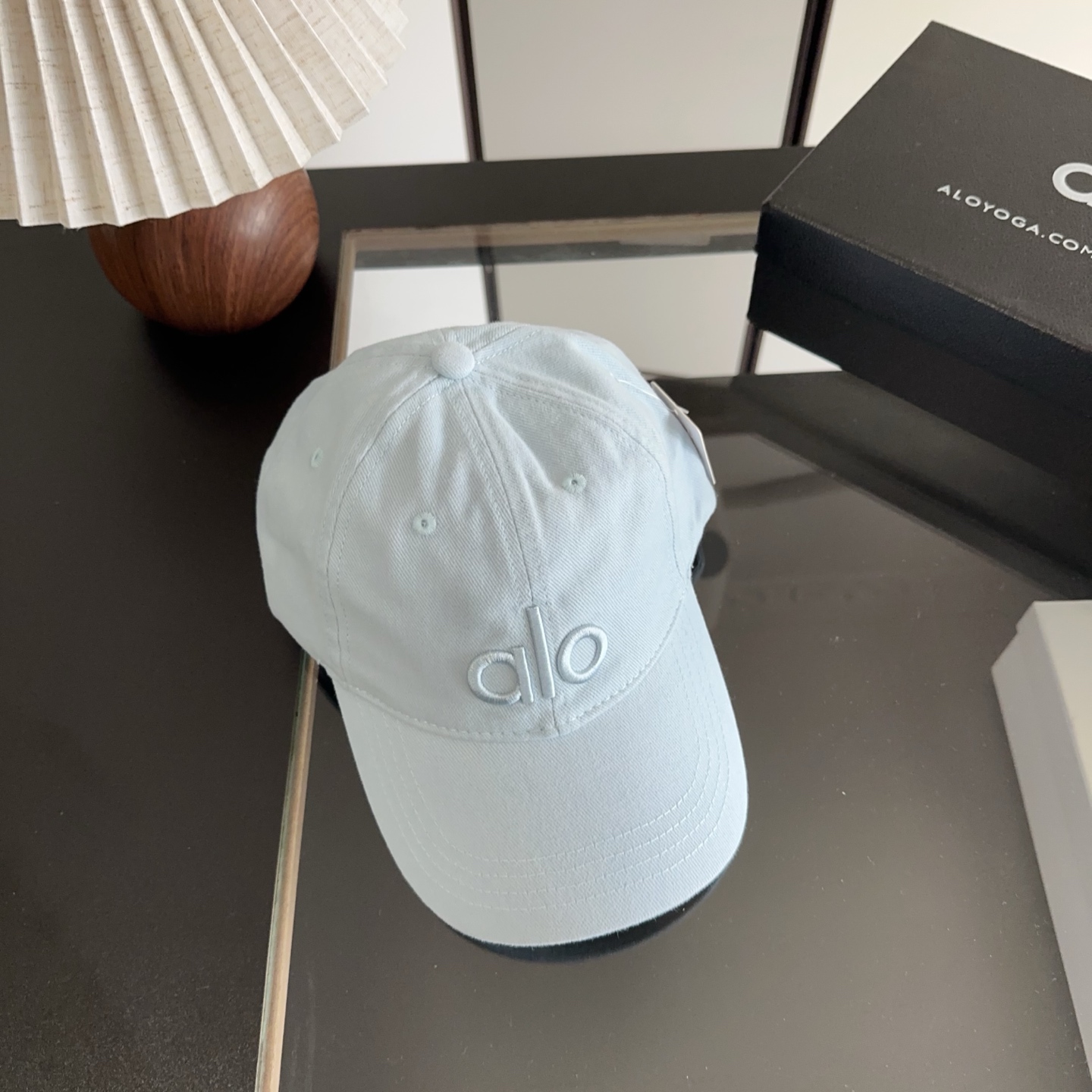 NO:867256,Popular Alo new baseball cap. Customized fabric, simple and fashionable, more breathable, super popular. Ready-made hats, straw hats, fisherman hats, baseball caps, hats, espadrilles, hats.19860909爆款Alo新款棒球帽 定制面料,简约时尚更透气,超火爆 现货秒发帽子草帽渔夫帽棒球帽,帽子,espadrilles,hats,hat