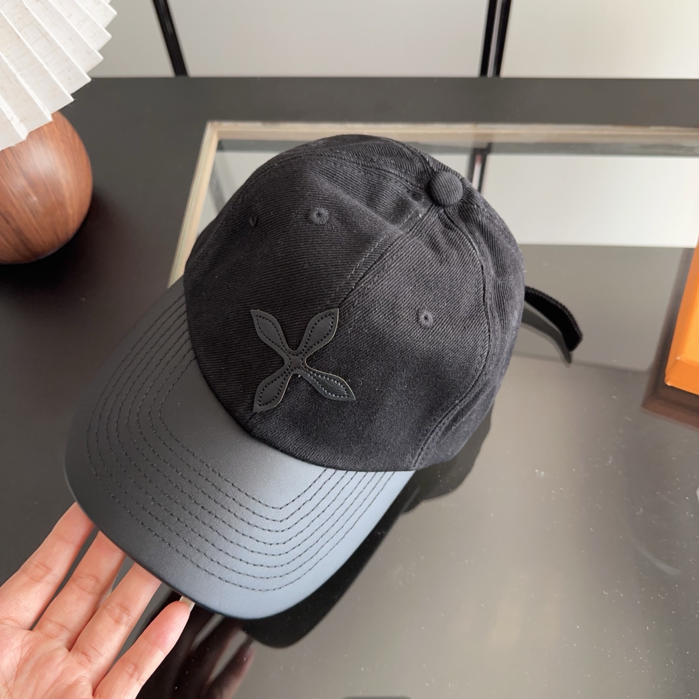 国潮品牌SMFK十字棒球帽原版开发，纯棉舒适棒球帽，色系简直潮炸天！你狠狠扮美！我给你把控品质！头围:5