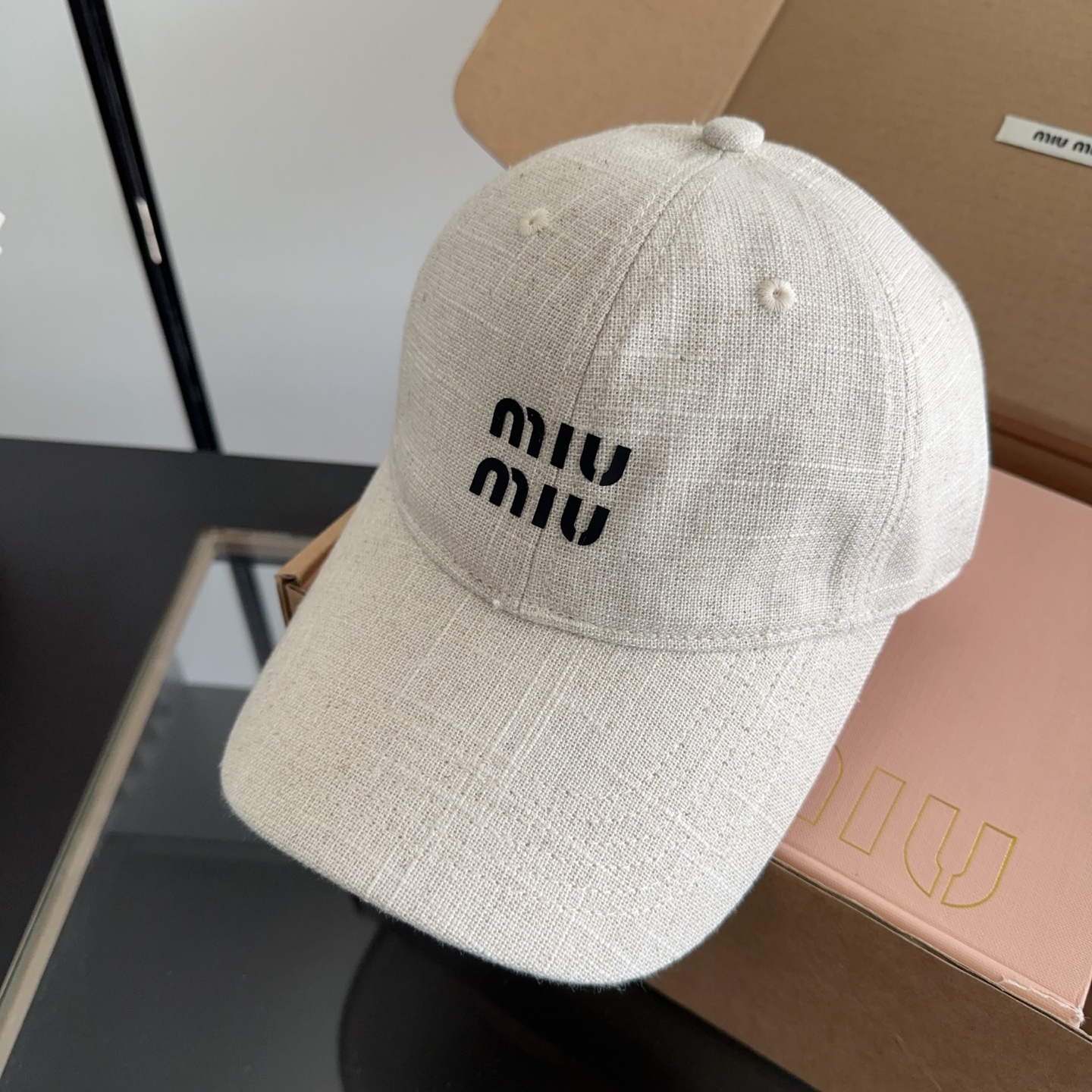 miumiu 缪缪秋冬新品棒球帽 原单正品开模订制，原版做工细致质量超赞！