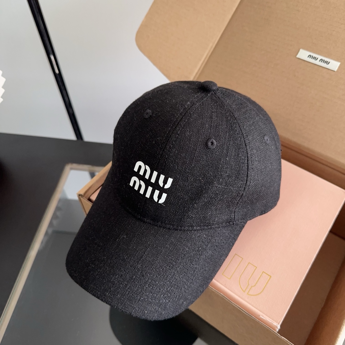 miumiu 缪缪秋冬新品棒球帽 原单正品开模订制，原版做工细致质量超赞！