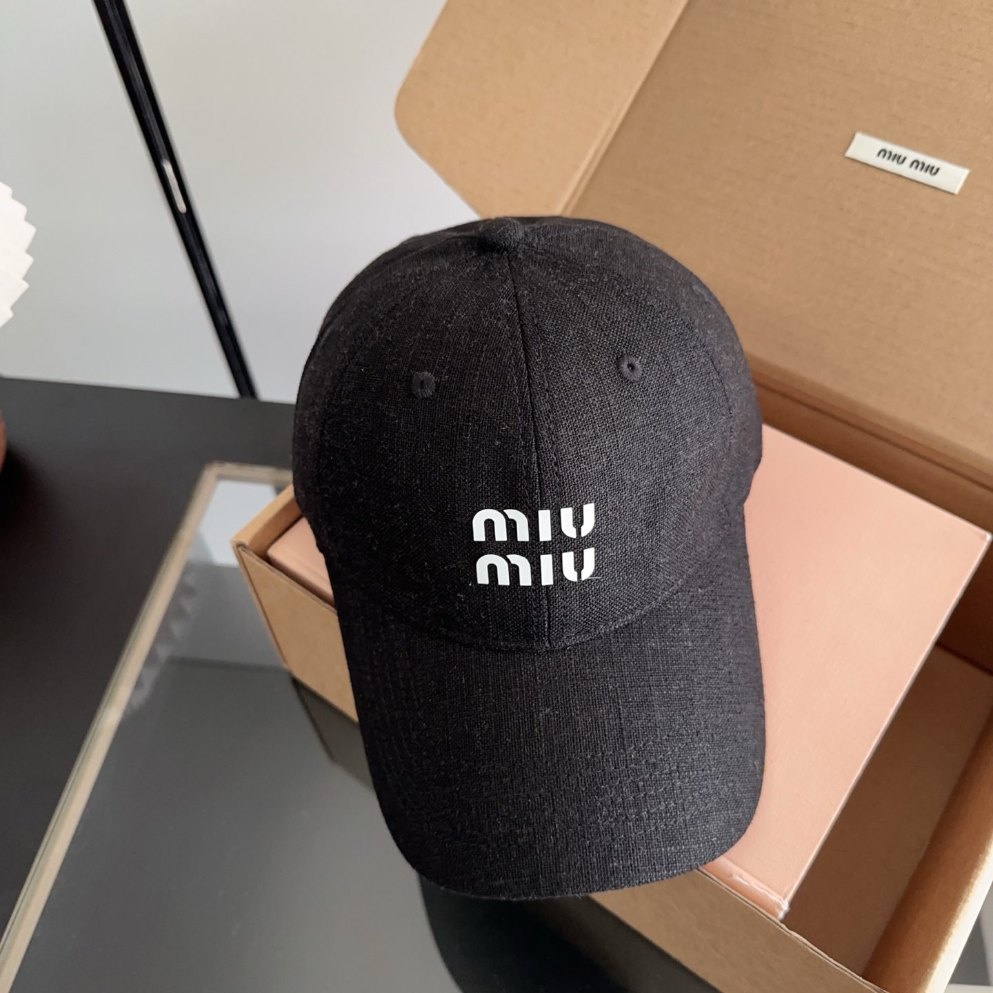 miumiu 缪缪秋冬新品棒球帽 原单正品开模订制，原版做工细致质量超赞！
