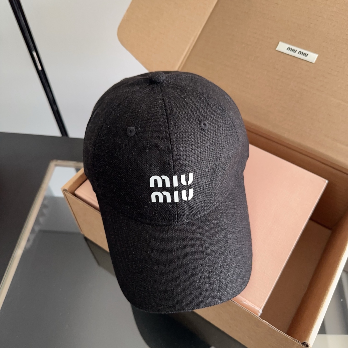 miumiu 缪缪秋冬新品棒球帽 原单正品开模订制，原版做工细致质量超赞！