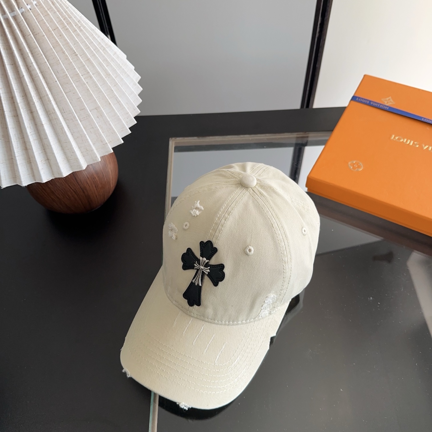 Chrome Hearts 克罗心💓早春韩版时尚复古做旧破洞帽子磨损设计百搭棒球帽鸭舌帽