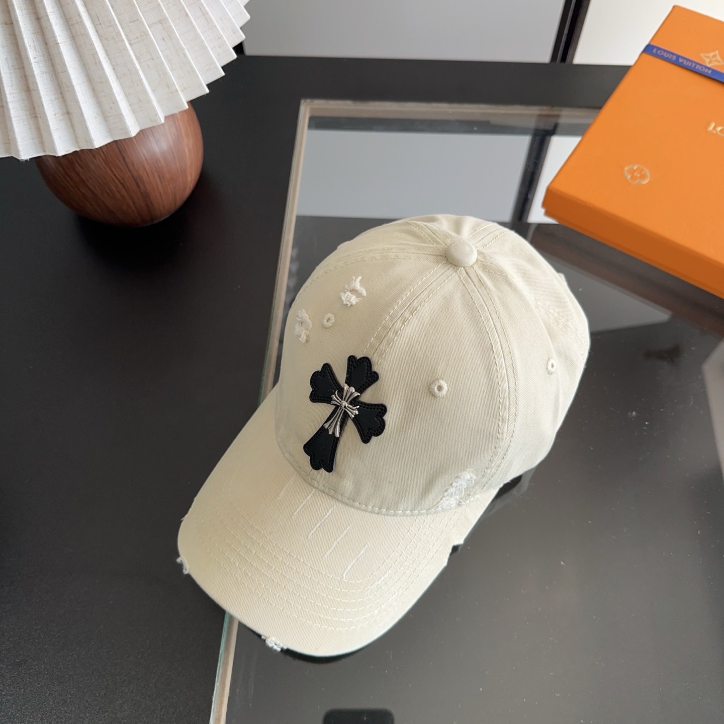 Chrome Hearts 克罗心💓早春韩版时尚复古做旧破洞帽子磨损设计百搭棒球帽鸭舌帽