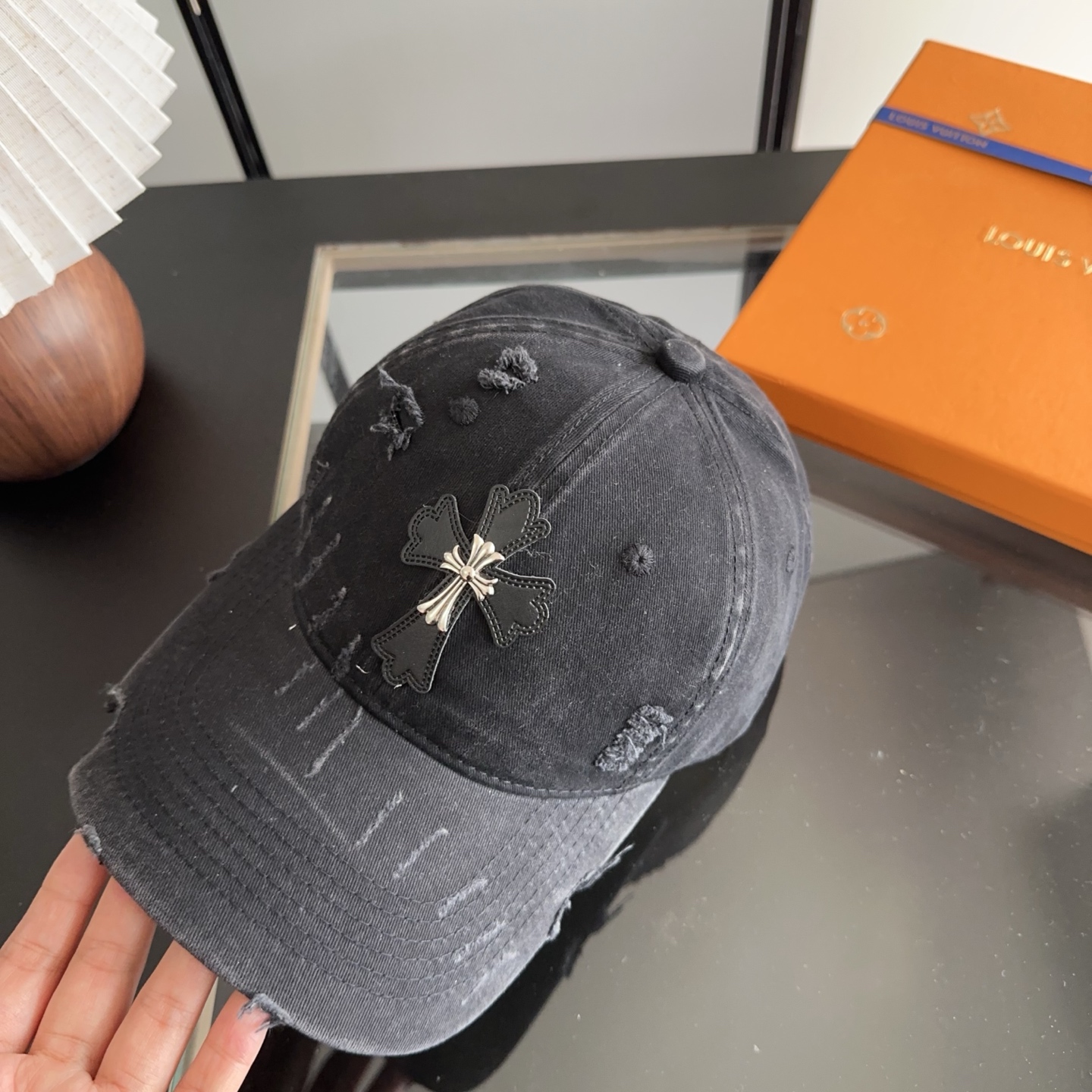 Chrome Hearts 克罗心💓早春韩版时尚复古做旧破洞帽子磨损设计百搭棒球帽鸭舌帽