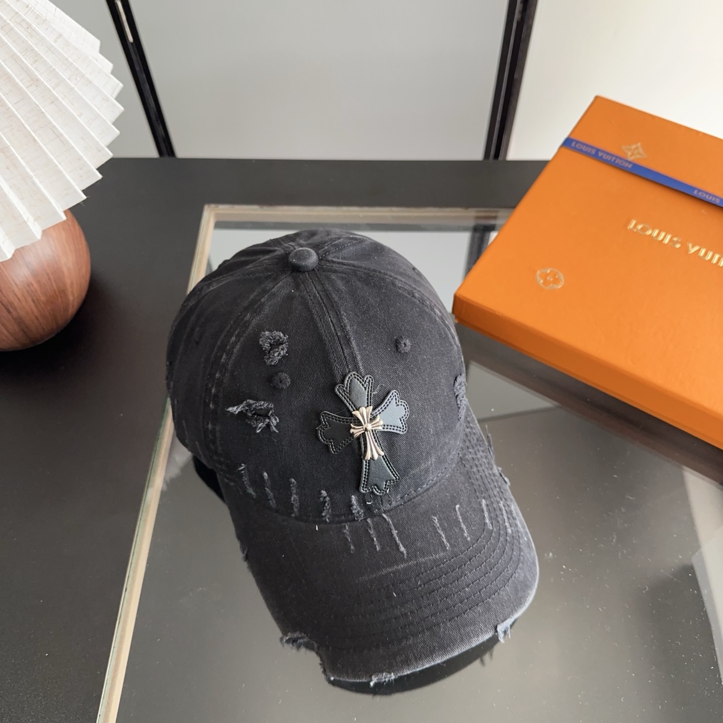 Chrome Hearts 克罗心💓早春韩版时尚复古做旧破洞帽子磨损设计百搭棒球帽鸭舌帽