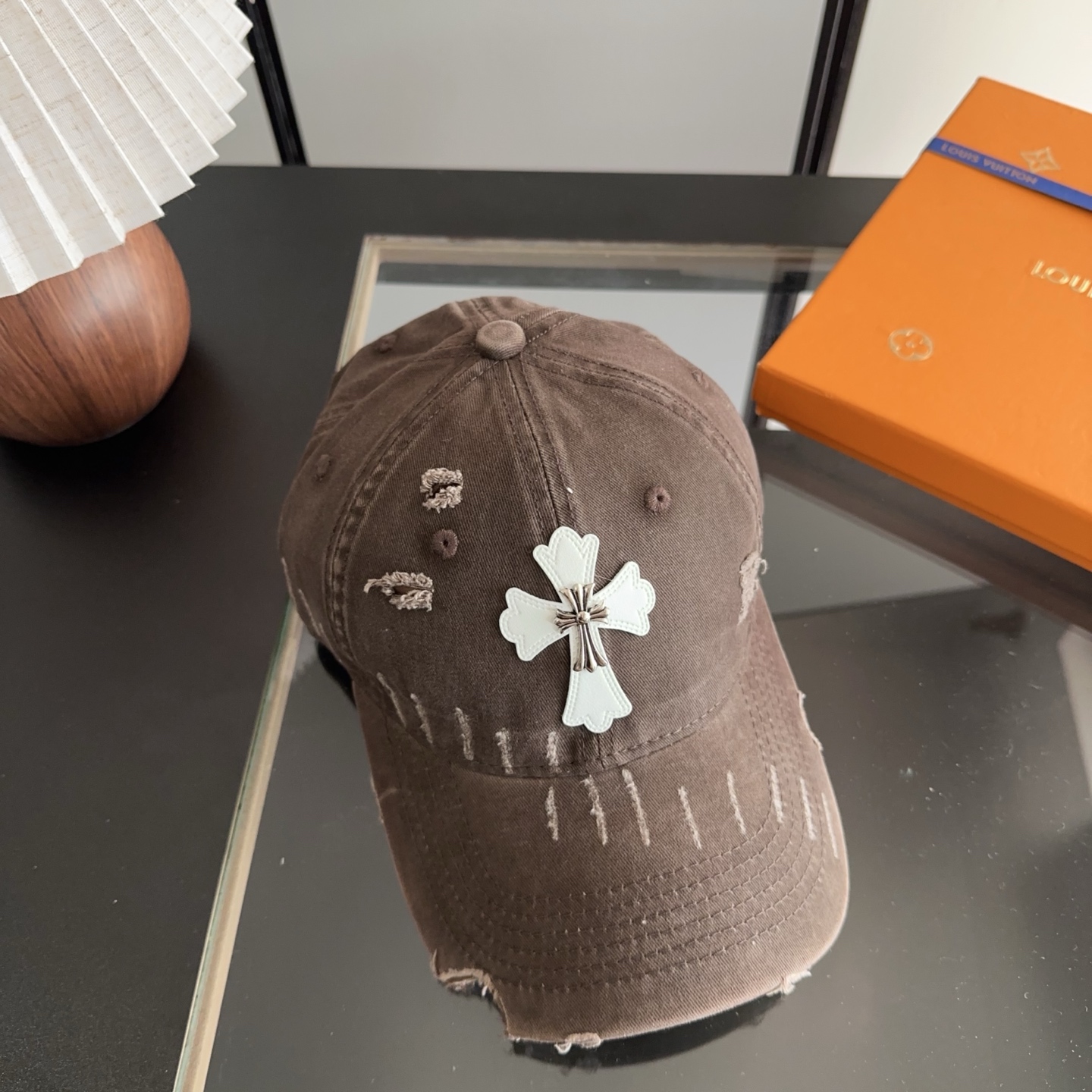 Chrome Hearts 克罗心💓早春韩版时尚复古做旧破洞帽子磨损设计百搭棒球帽鸭舌帽