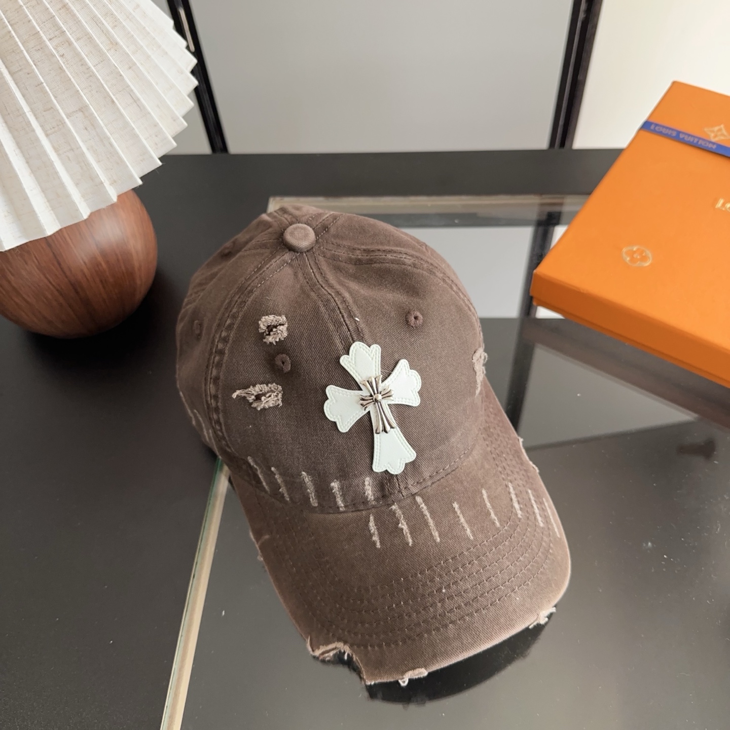 Chrome Hearts 克罗心💓早春韩版时尚复古做旧破洞帽子磨损设计百搭棒球帽鸭舌帽