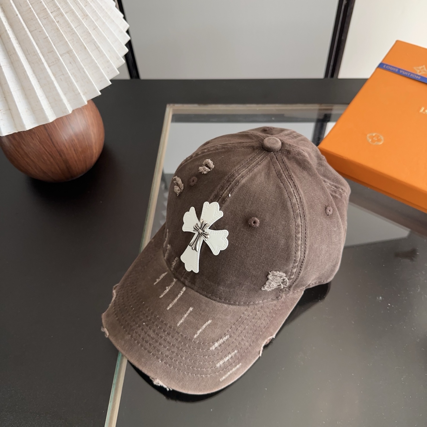 Chrome Hearts 克罗心💓早春韩版时尚复古做旧破洞帽子磨损设计百搭棒球帽鸭舌帽