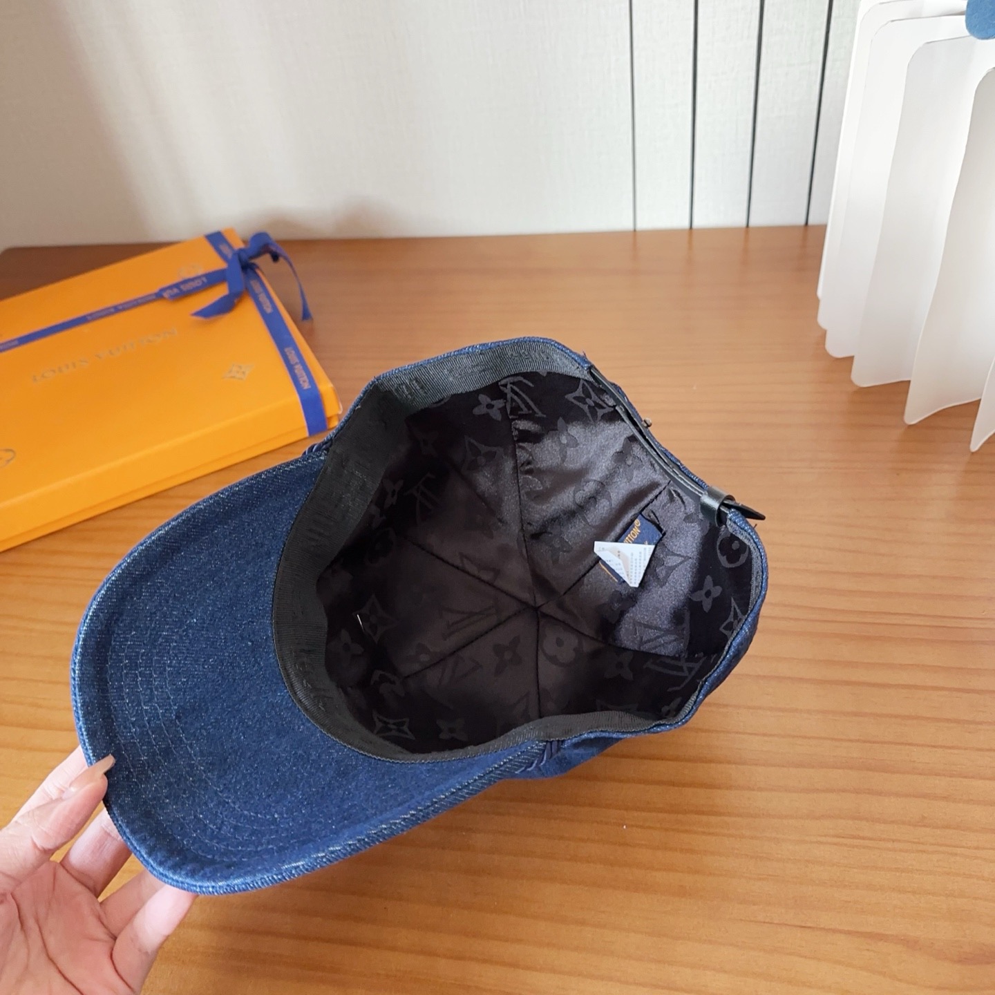 LV路易威登棒球帽  轻盈透气。完美版型，独家实物拍摄，男女适用