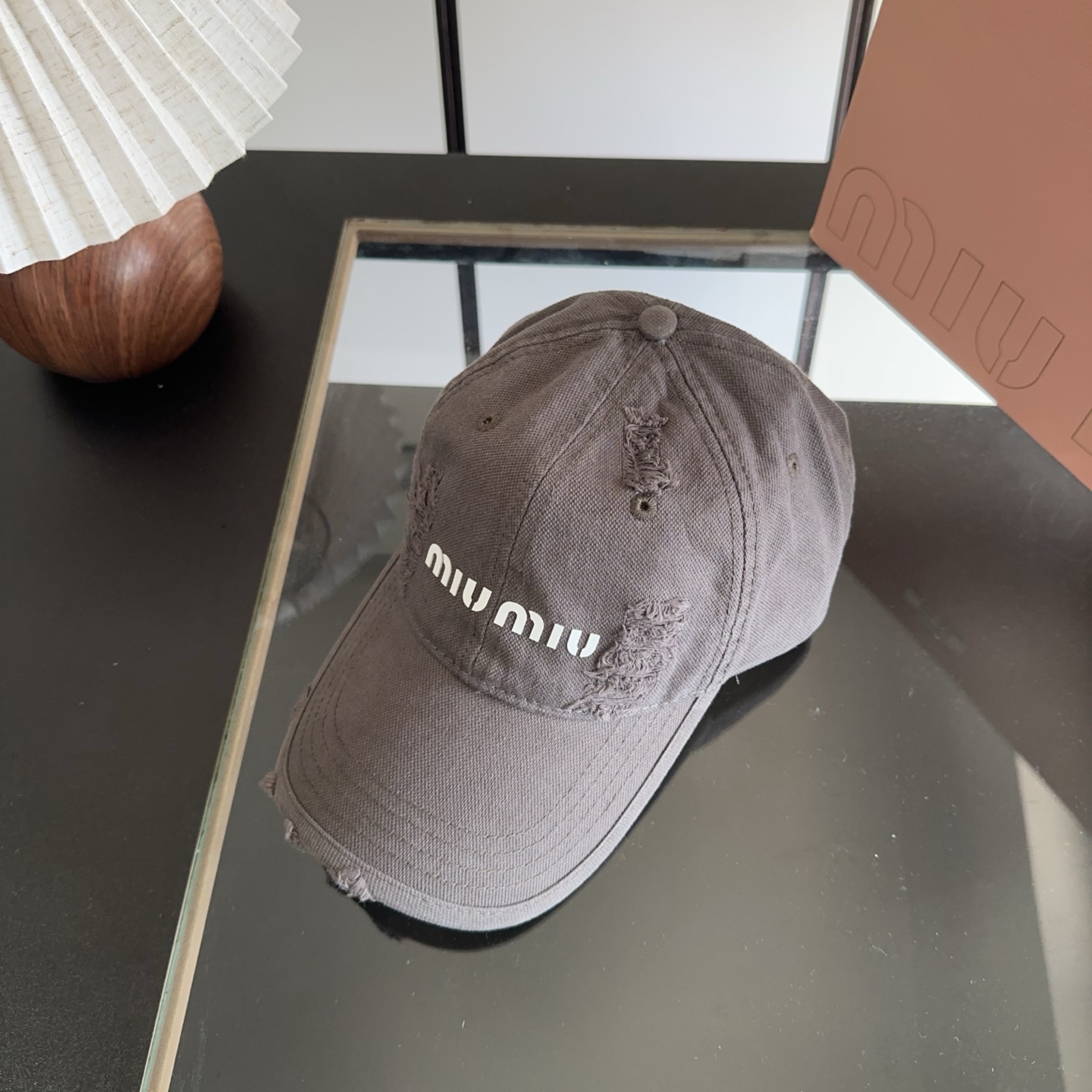 miumiu 缪缪 新款棒球帽，大牌同步，超好搭配，出货！