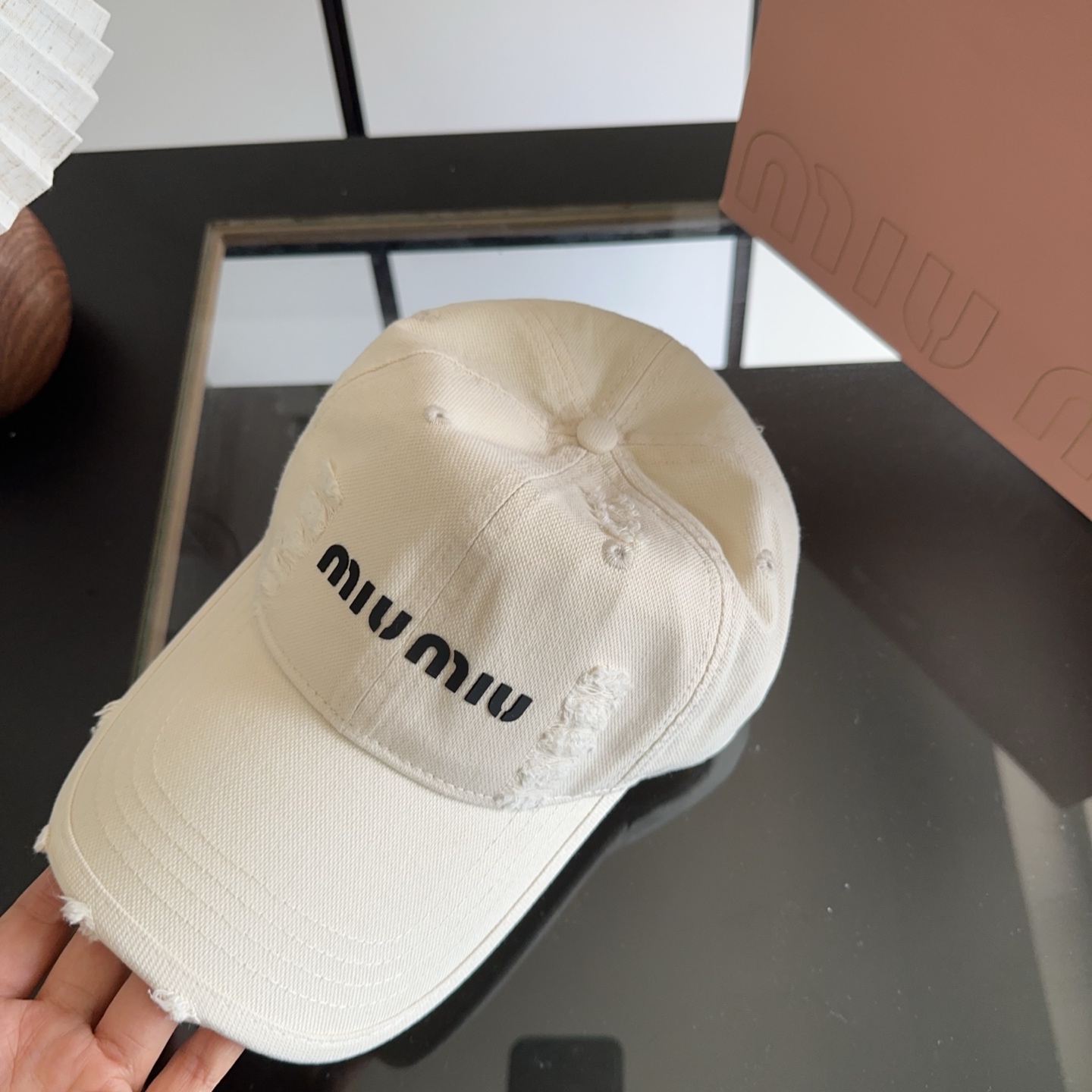 miumiu 缪缪 新款棒球帽，大牌同步，超好搭配，出货！