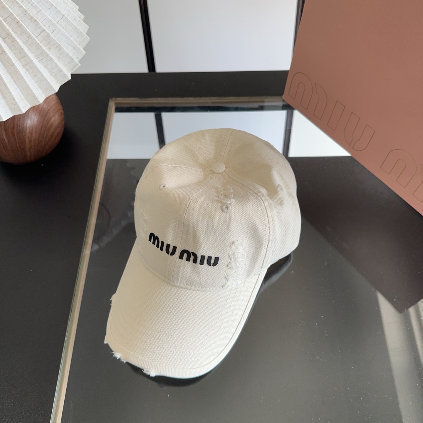 miumiu 缪缪 新款棒球帽，大牌同步，超好搭配，出货！