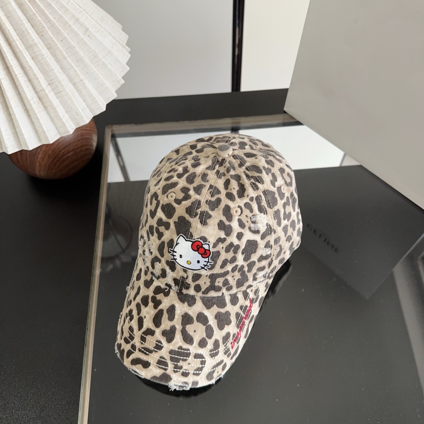 NO:883683,New simple baseball cap, very trendy!  Casual and sports style, super easy to match with clothes!  hats straw hat bucket hat baseball cap, hat, espadrilles, hats19860909新款简约棒球帽,很潮！休闲运动款,超级好搭衣服！帽子草帽渔夫帽棒球帽,帽子,espadrilles,hats,hat