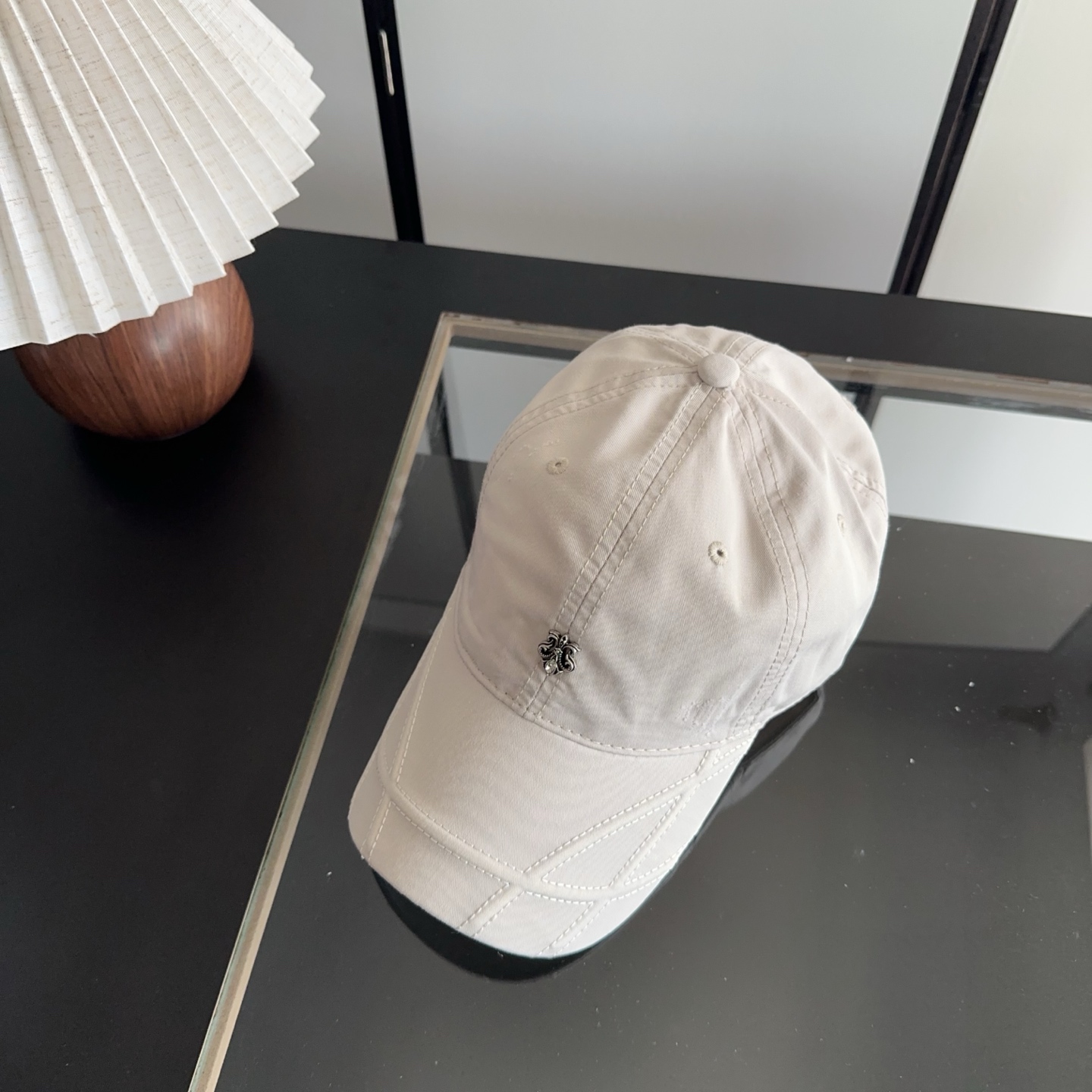 NO:928432,Chrome Hearts early spring Korean style fashion retro distressed hole hat wear design versatile baseball cap peaked hat straw hat fisherman hat baseball cap, hat, chrome hearts, chrome hearts, espadrilles, hats19860909Chrome Hearts 克罗心早春韩版时尚复古做旧破洞帽子磨损设计百搭棒球帽鸭舌帽帽子草帽渔夫帽棒球帽,帽子,chrome hearts,chrome hearts,espadrilles,hats,hat