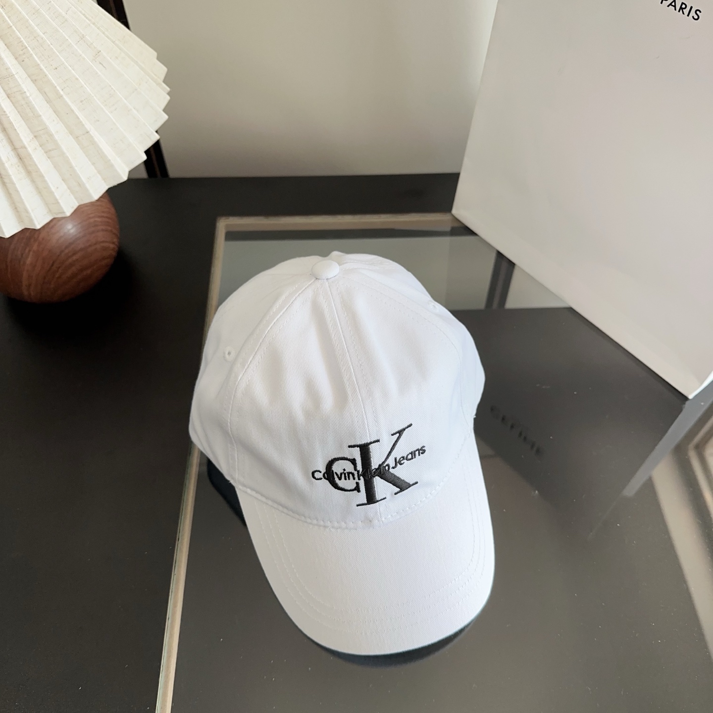 NO:928411,CK new cloth baseball cap, casual and versatile, wardrobe matching artifact hat, straw hat, fisherman hat, baseball cap, hat, espadrilles, hats19860909CK新款 布棒球帽 休闲百搭 衣橱搭配神器帽子草帽渔夫帽棒球帽,帽子,espadrilles,hats,hat