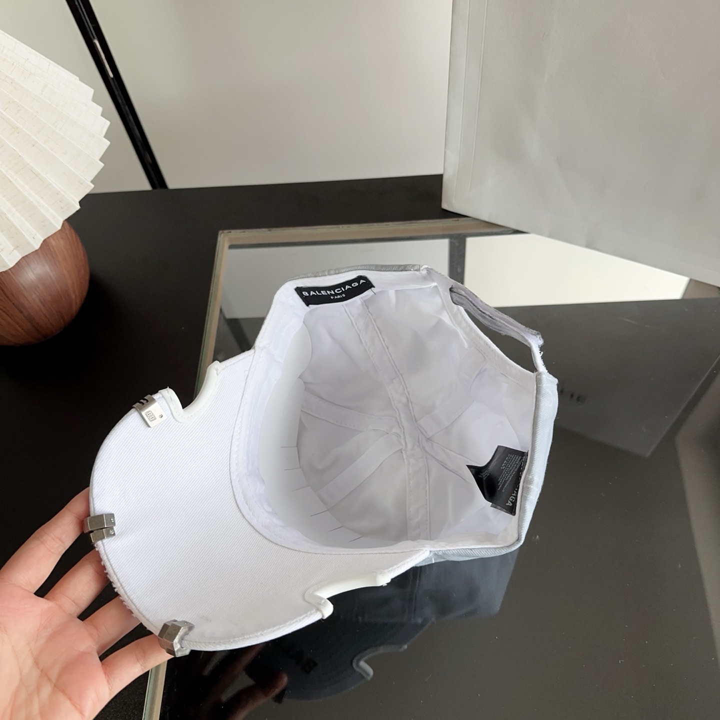 新品Balencia*a 巴黎世家刺绣字母新款棒球帽 现货秒发🧢简约时尚超级无敌好看的帽子！情侣款！