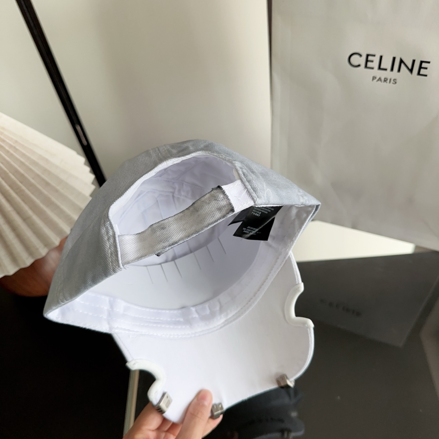 新品Balencia*a 巴黎世家刺绣字母新款棒球帽 现货秒发🧢简约时尚超级无敌好看的帽子！情侣款！