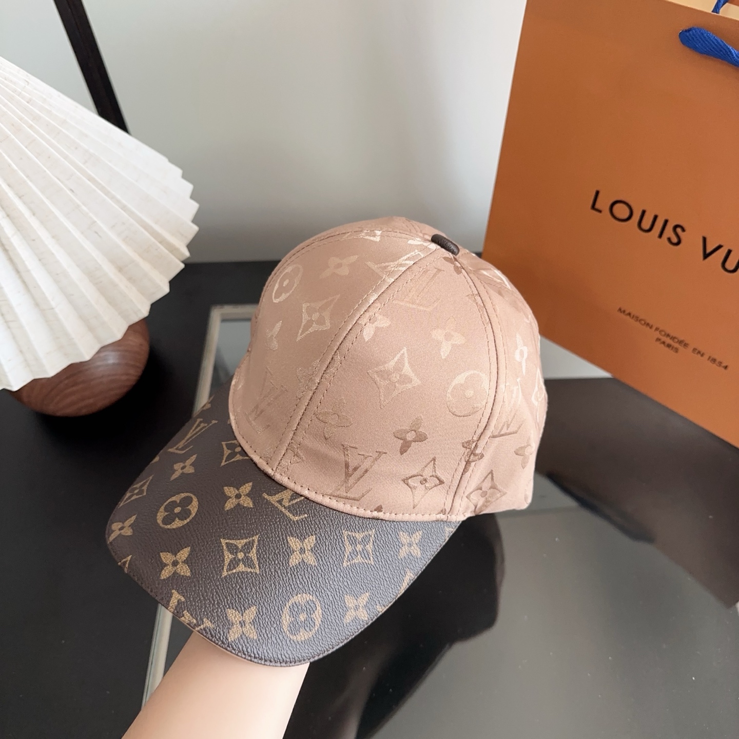 LV路易威登棒球帽  轻盈透气。完美版型，独家实物拍摄，男女适用