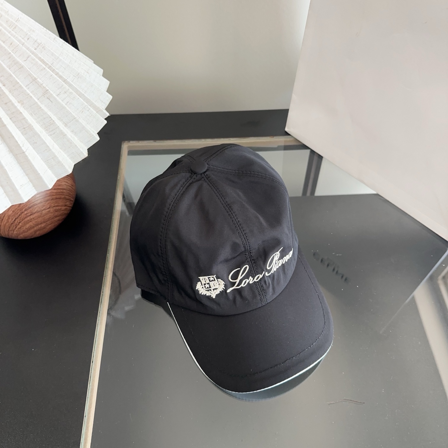 Loro Piana(诺悠翩雅) 新款高版本棒球帽，大牌同步，超好搭配，出货！