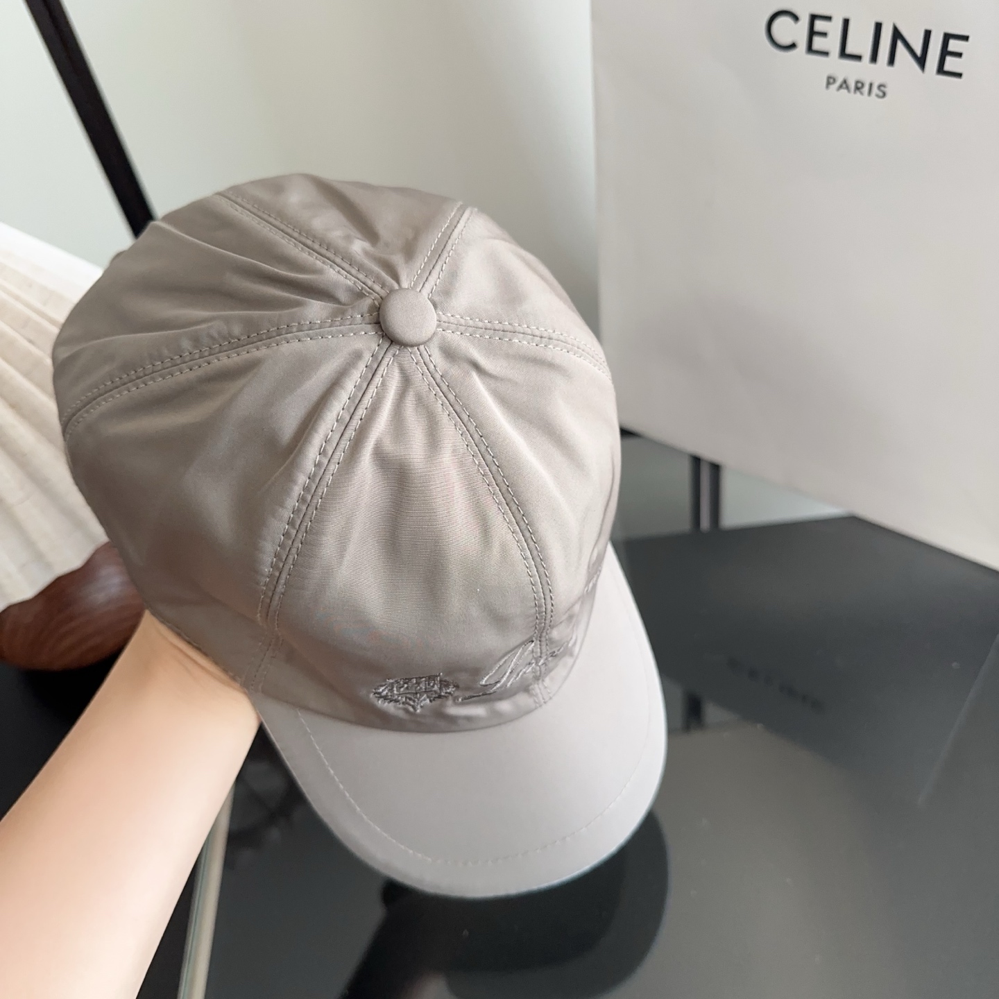 Loro Piana(诺悠翩雅) 新款高版本棒球帽，大牌同步，超好搭配，出货！