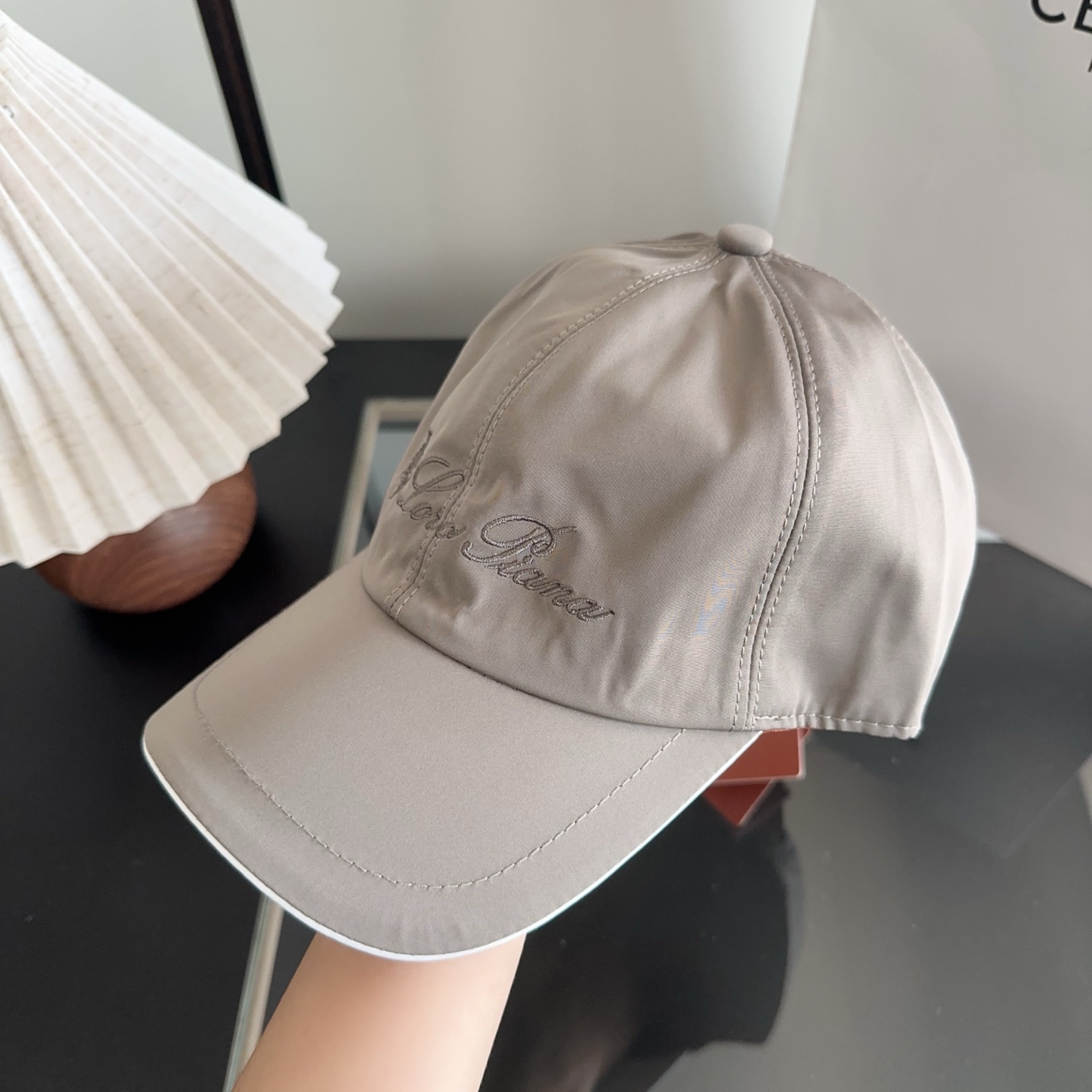 Loro Piana(诺悠翩雅) 新款高版本棒球帽，大牌同步，超好搭配，出货！