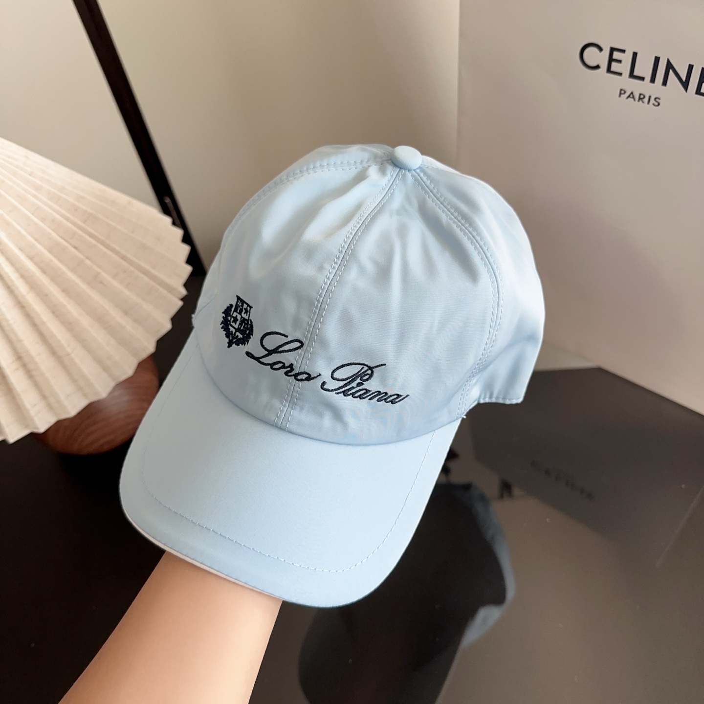 Loro Piana(诺悠翩雅) 新款高版本棒球帽，大牌同步，超好搭配，出货！