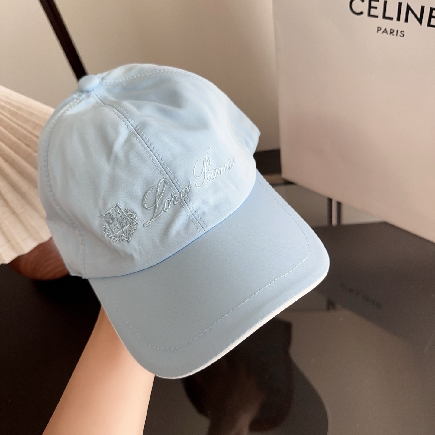 Loro Piana(诺悠翩雅) 新款高版本棒球帽，大牌同步，超好搭配，出货！