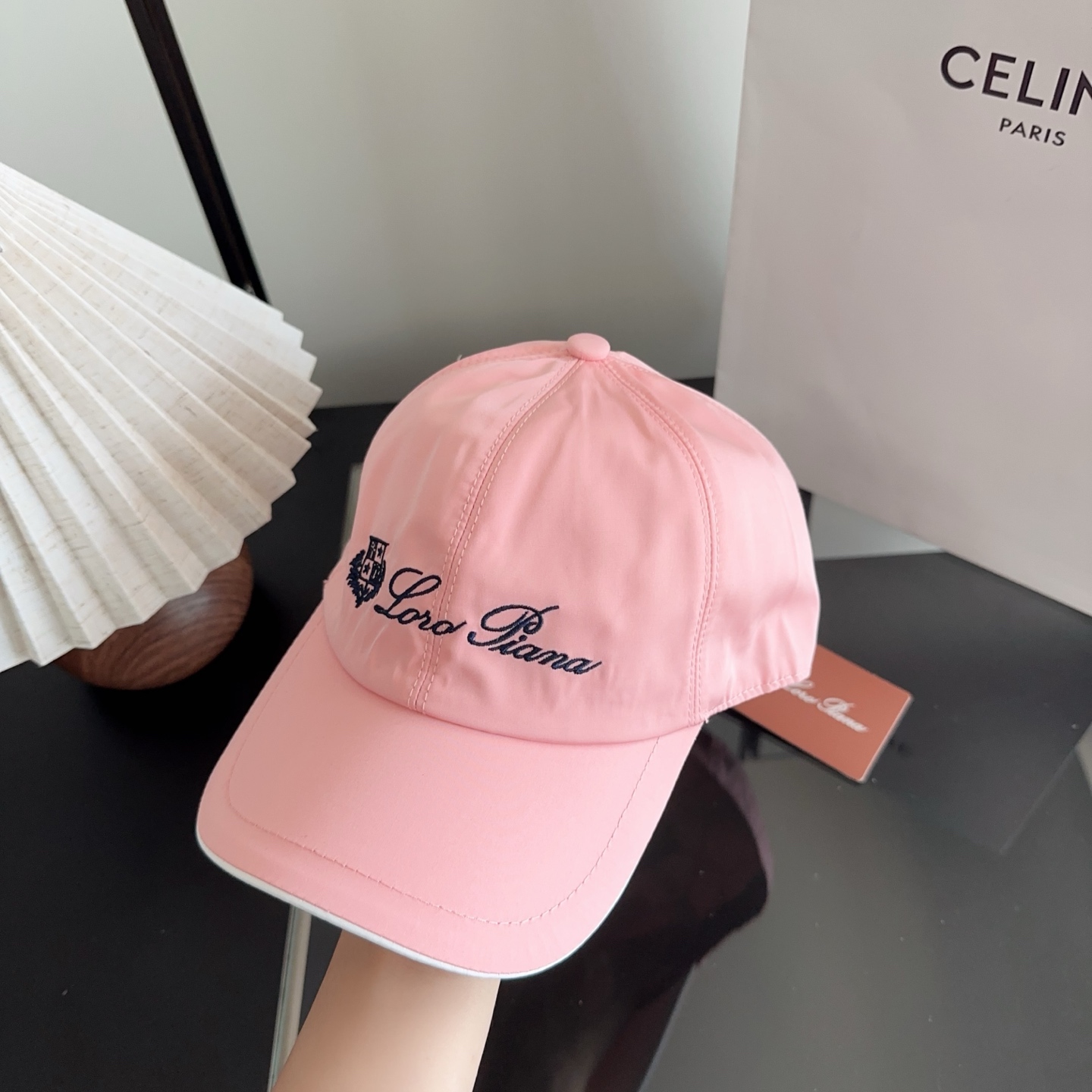 Loro Piana(诺悠翩雅) 新款高版本棒球帽，大牌同步，超好搭配，出货！