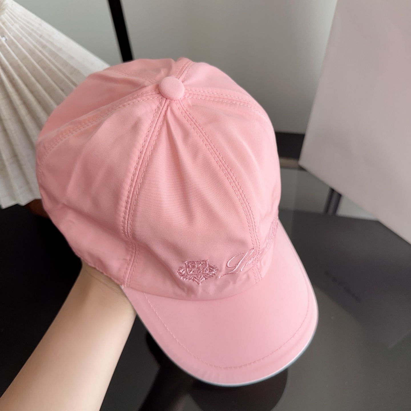 Loro Piana(诺悠翩雅) 新款高版本棒球帽，大牌同步，超好搭配，出货！