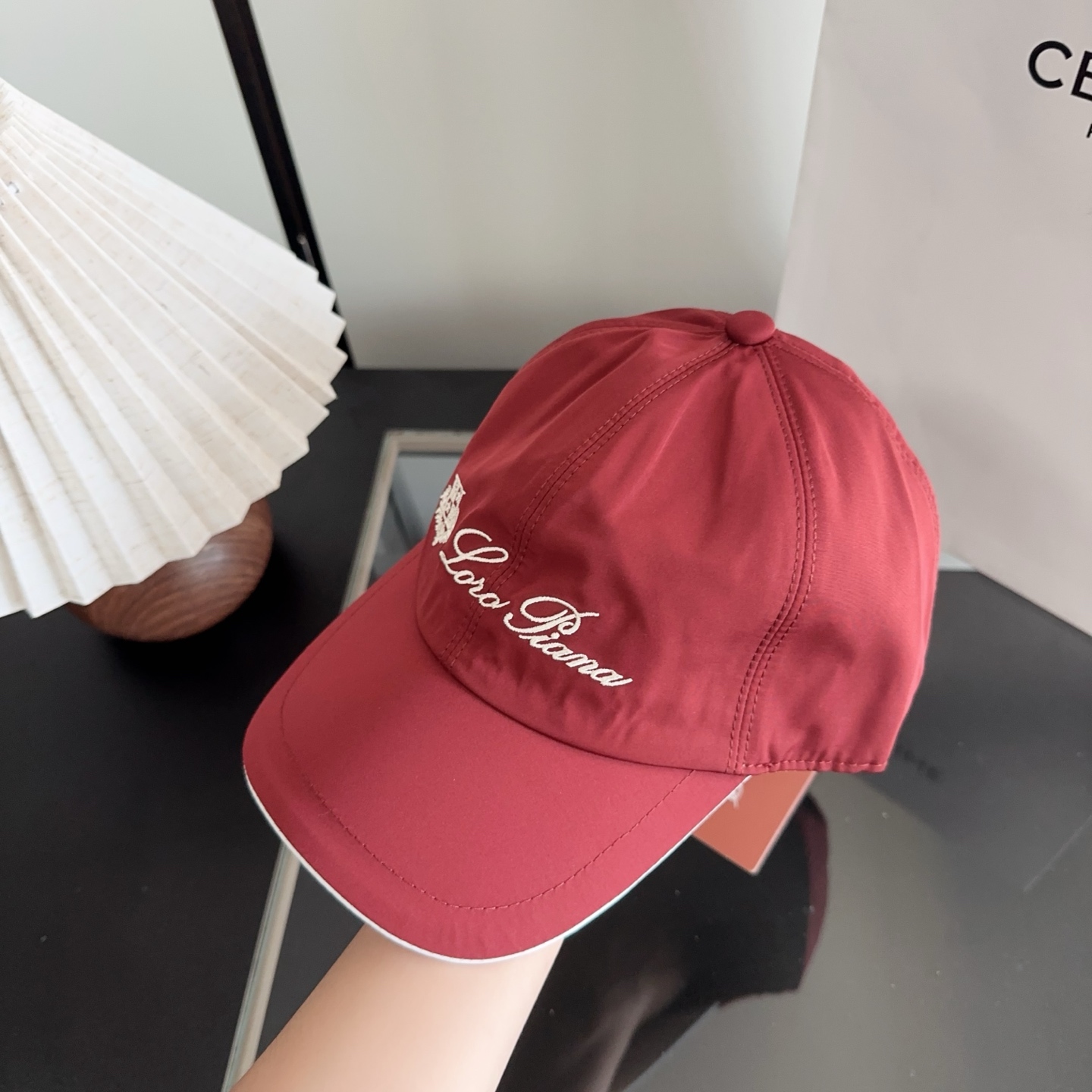 Loro Piana(诺悠翩雅) 新款高版本棒球帽，大牌同步，超好搭配，出货！